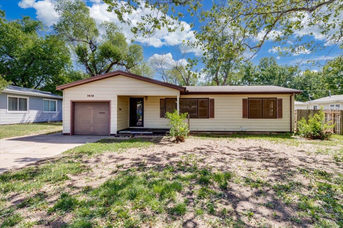 1612 N Lawndale El Dorado KS 67042