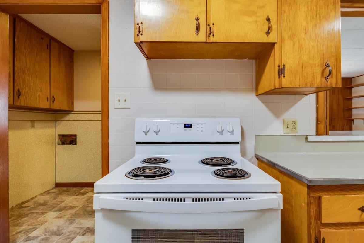 1612 N Lawndale El Dorado KS 67042