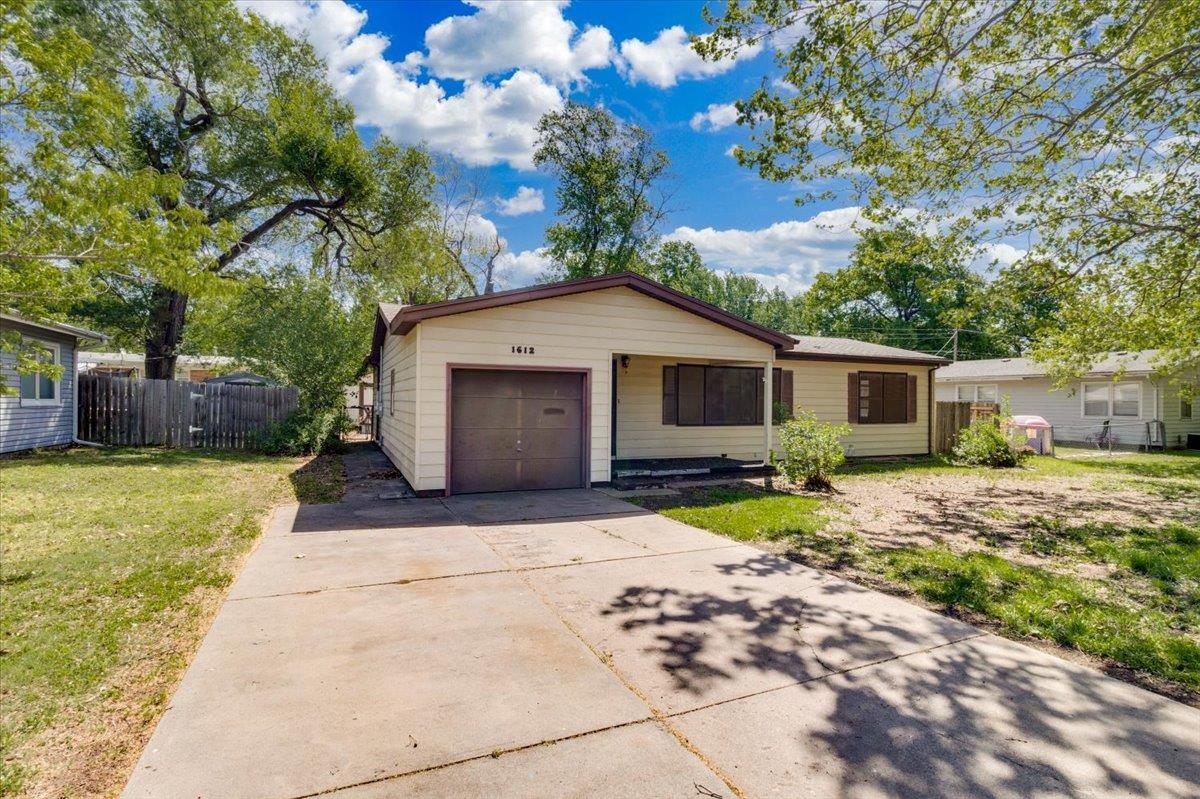 1612 N Lawndale El Dorado KS 67042