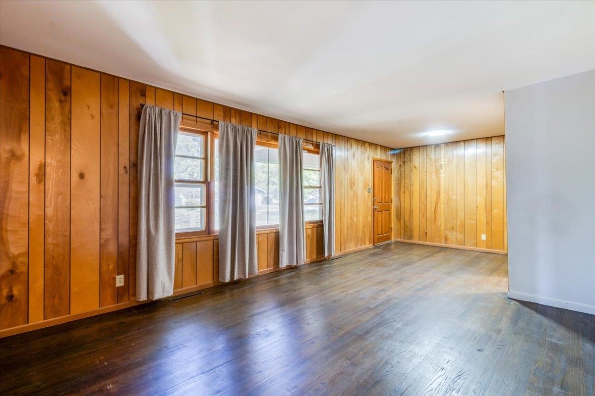 1612 N Lawndale El Dorado KS 67042