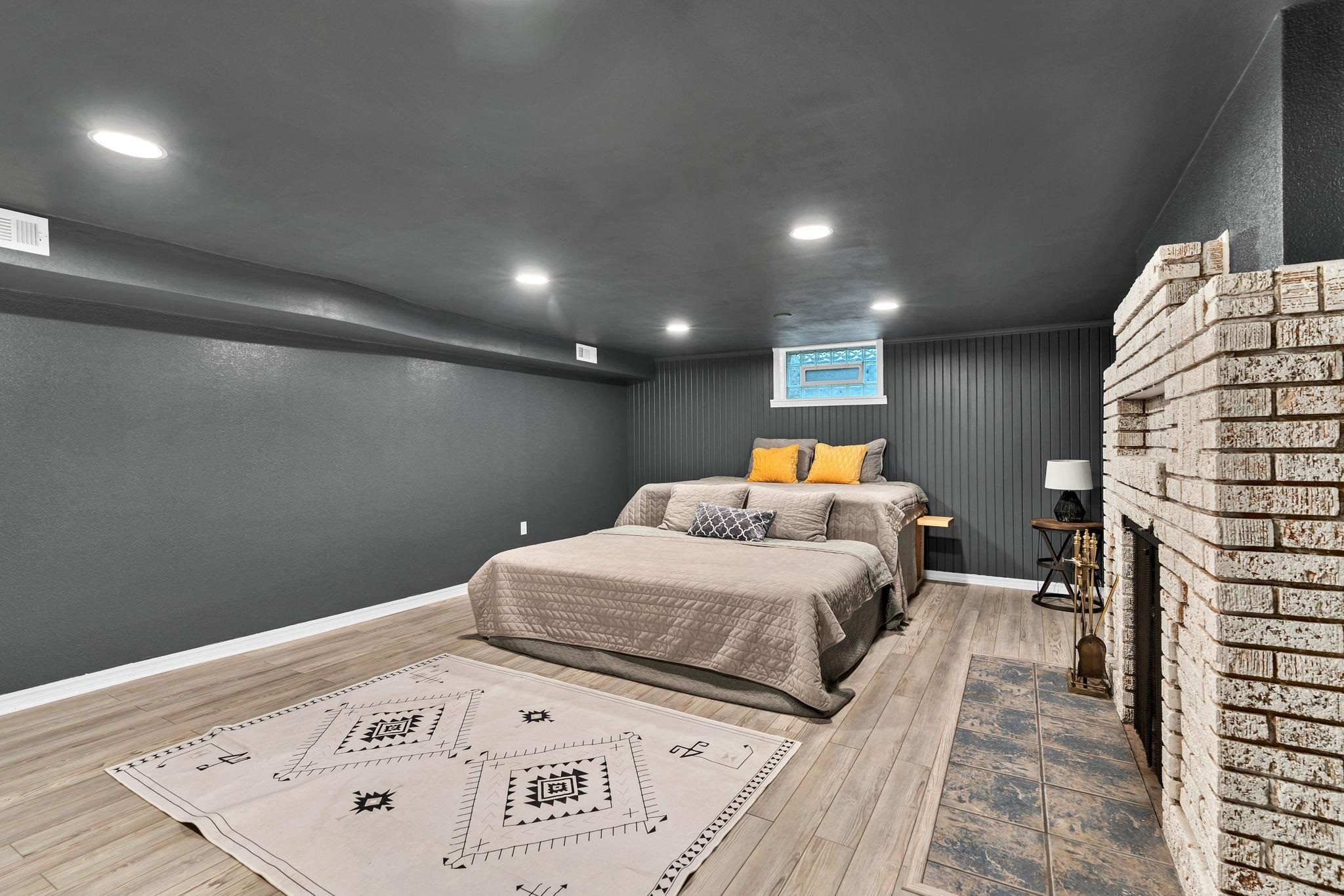 104 N Pershing Wichita KS 67208