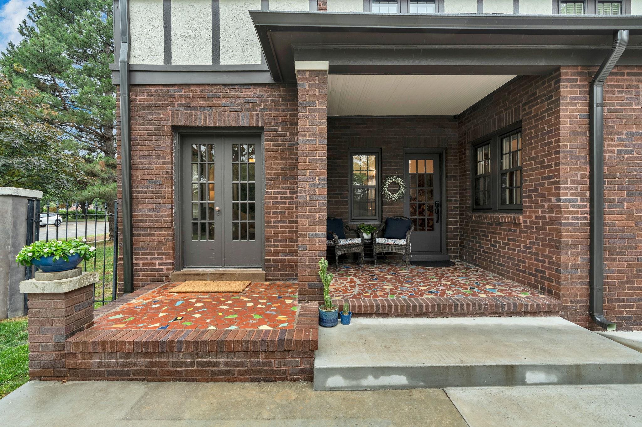 104 N Pershing Wichita KS 67208