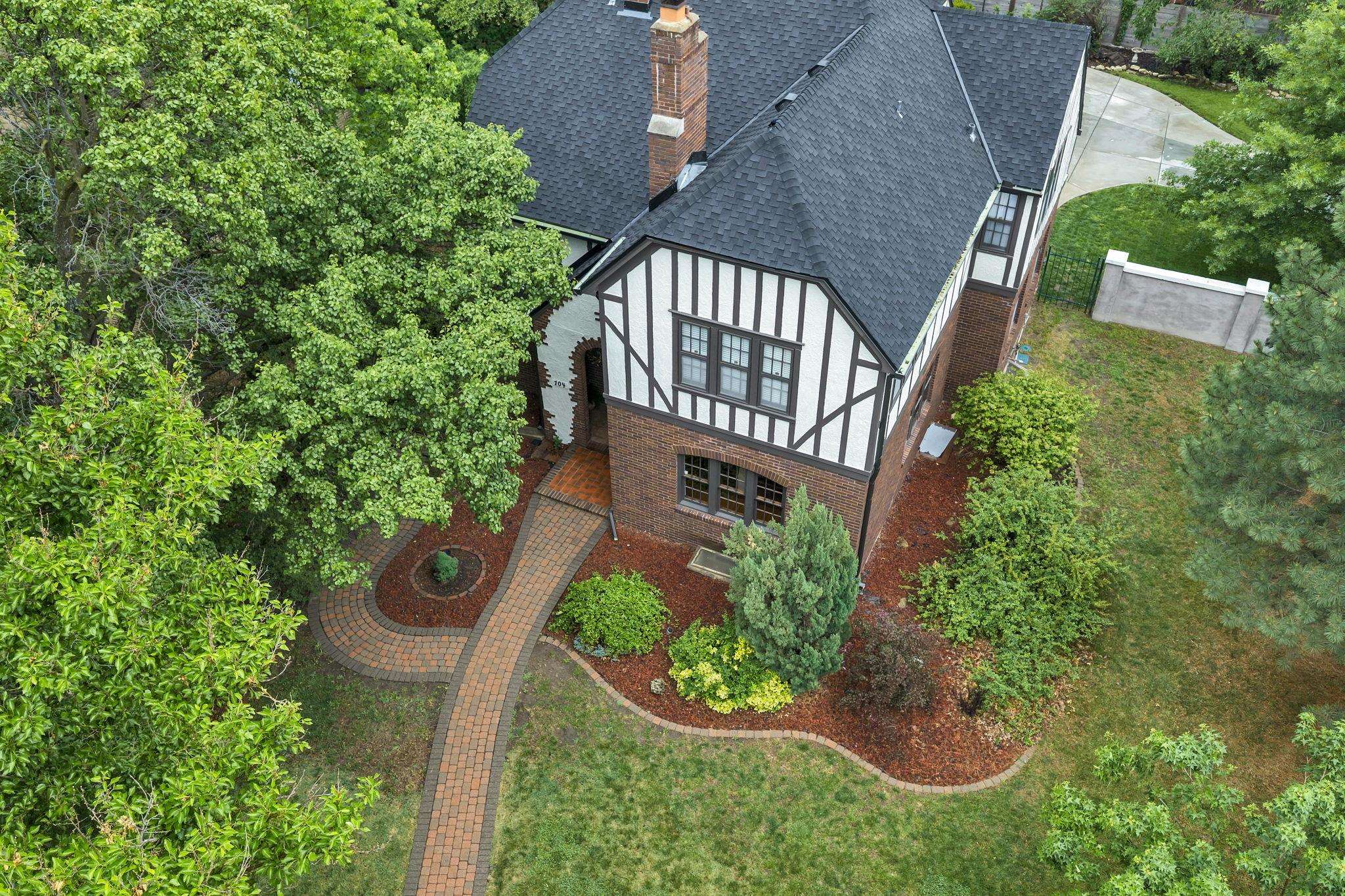 104 N Pershing Wichita KS 67208