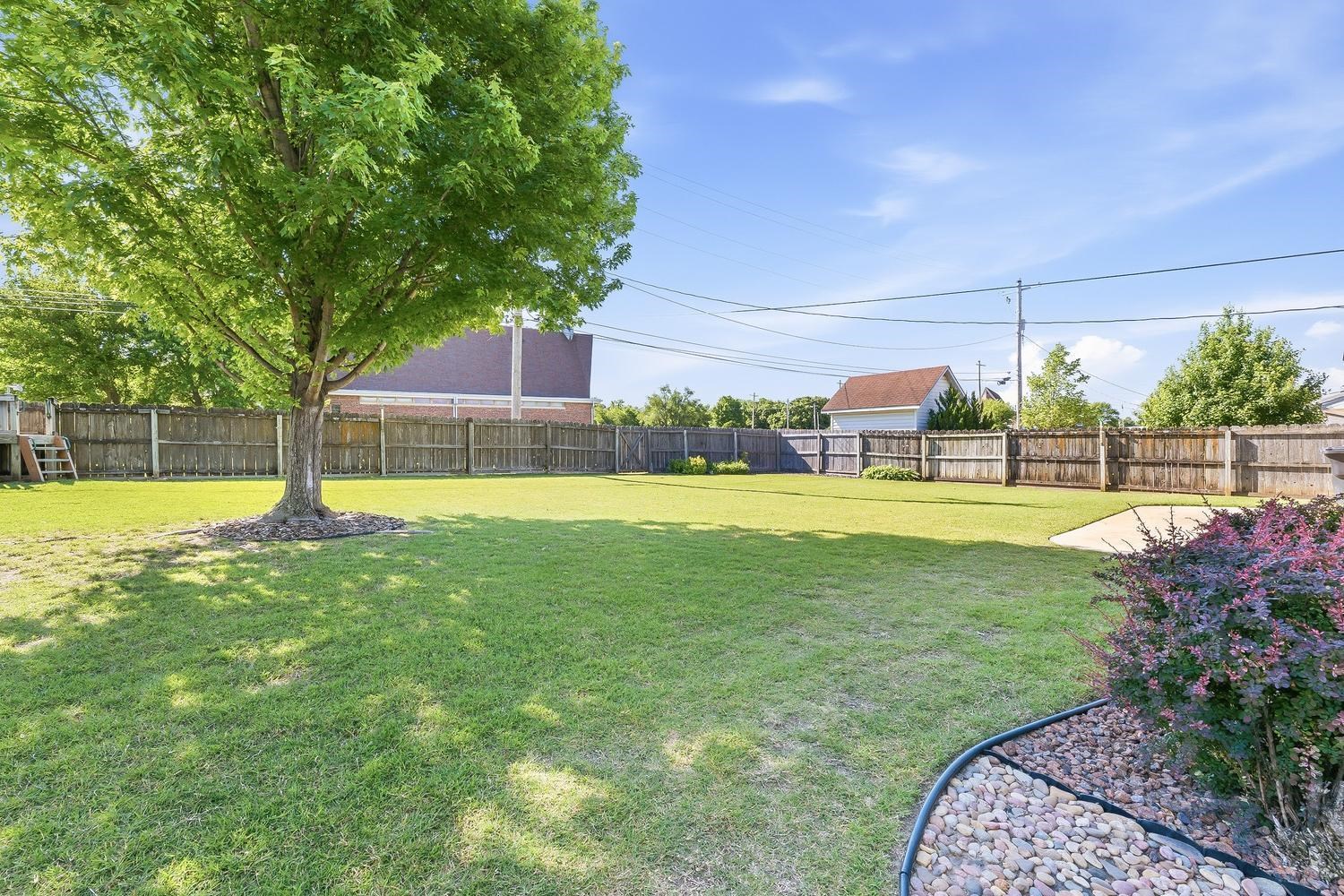 1720 N State Street Augusta KS 67010