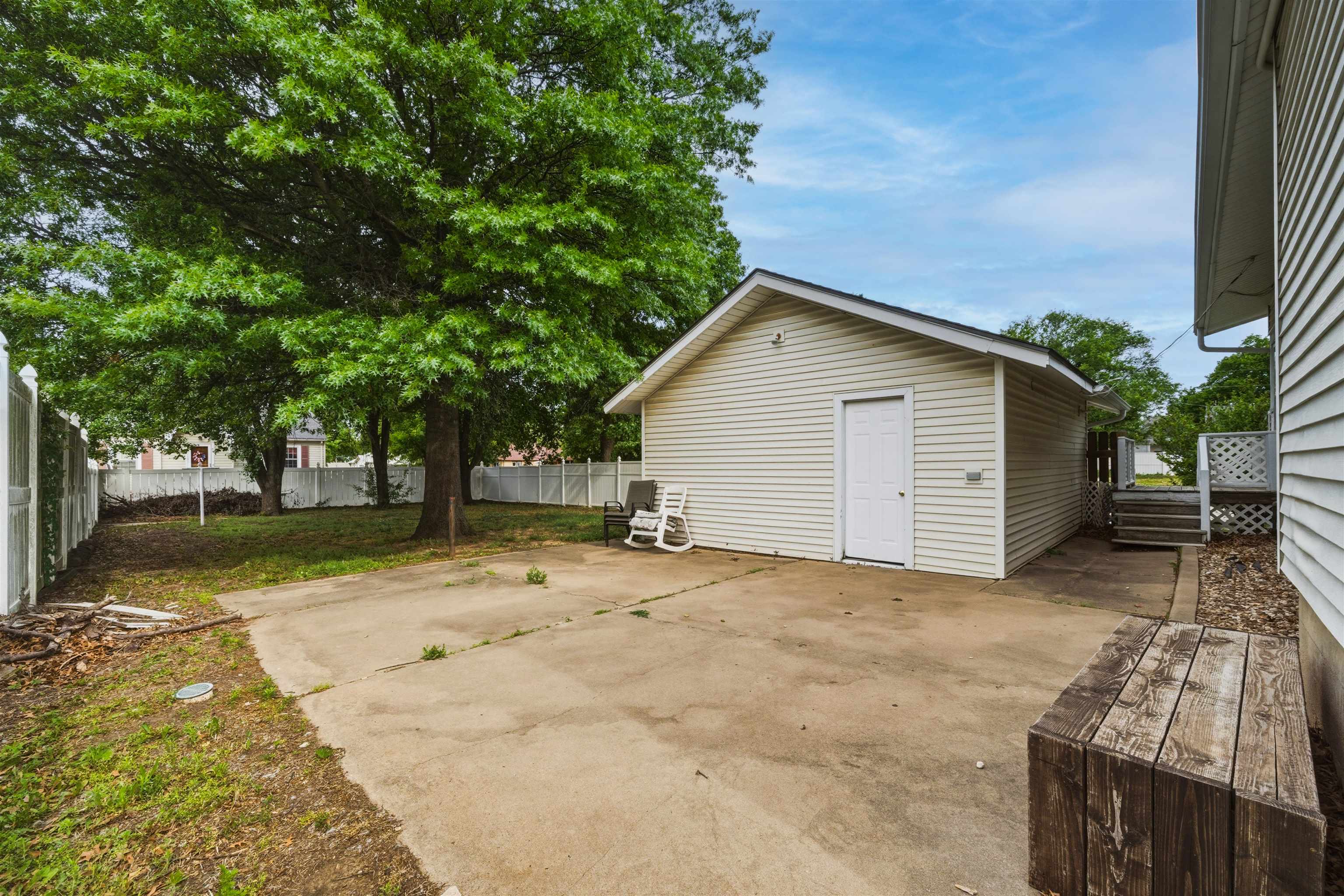 820 N A Street Wellington KS 67152