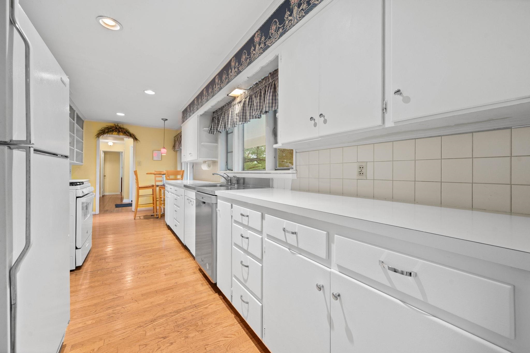 234 S Brookside Street Wichita KS 67218