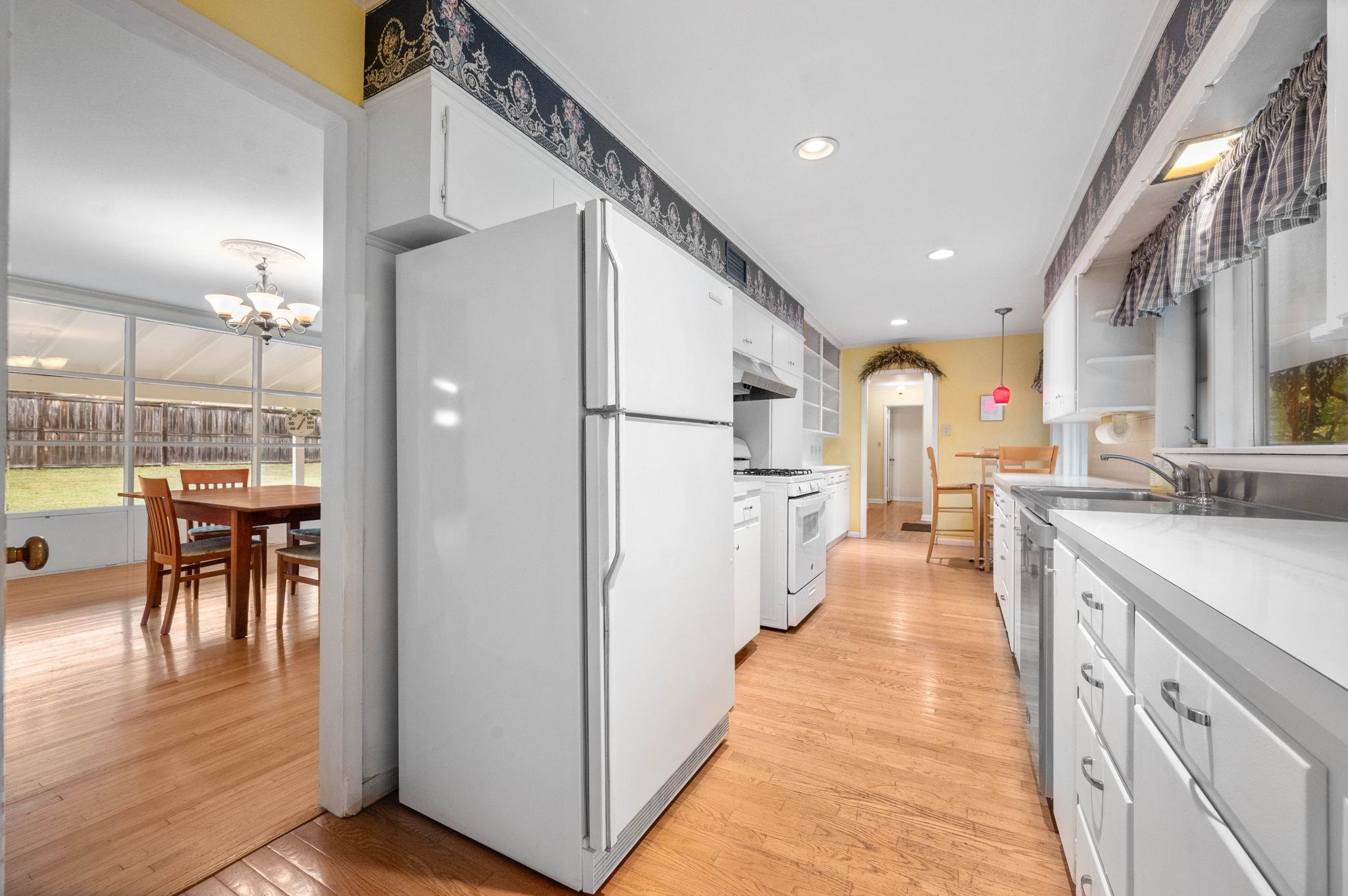 234 S Brookside Street Wichita KS 67218