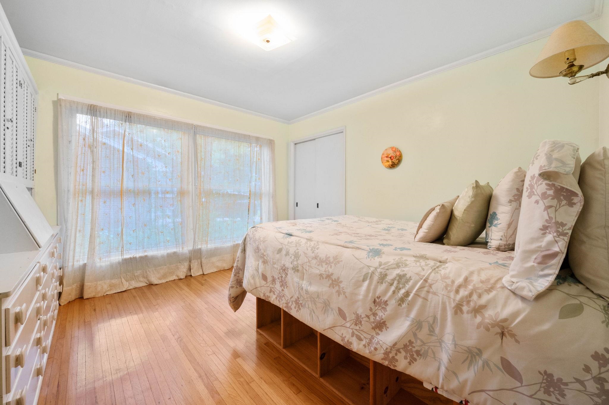 234 S Brookside Street Wichita KS 67218