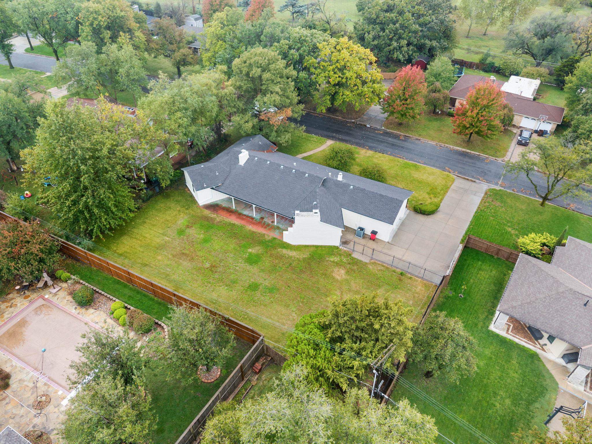 234 S Brookside Street Wichita KS 67218