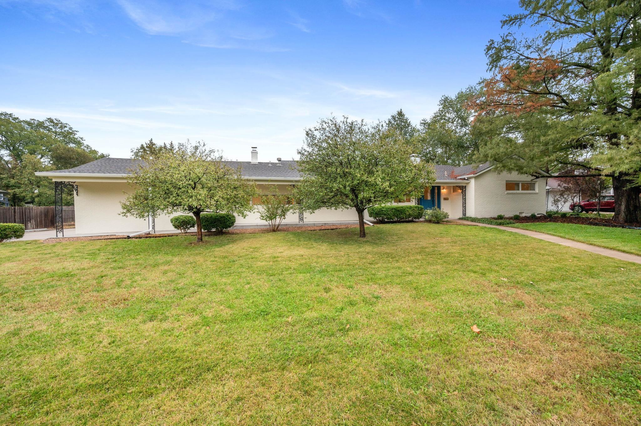 234 S Brookside Street Wichita KS 67218