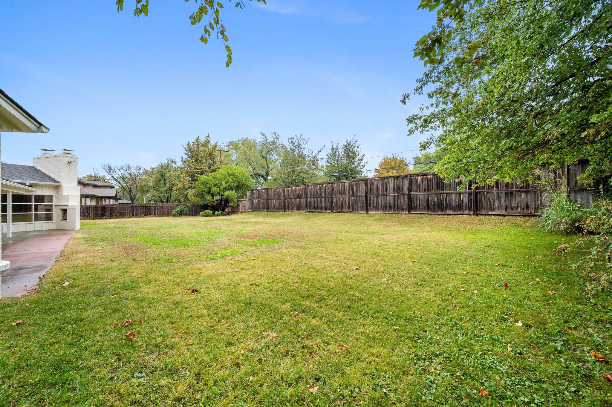 234 S Brookside Street Wichita KS 67218