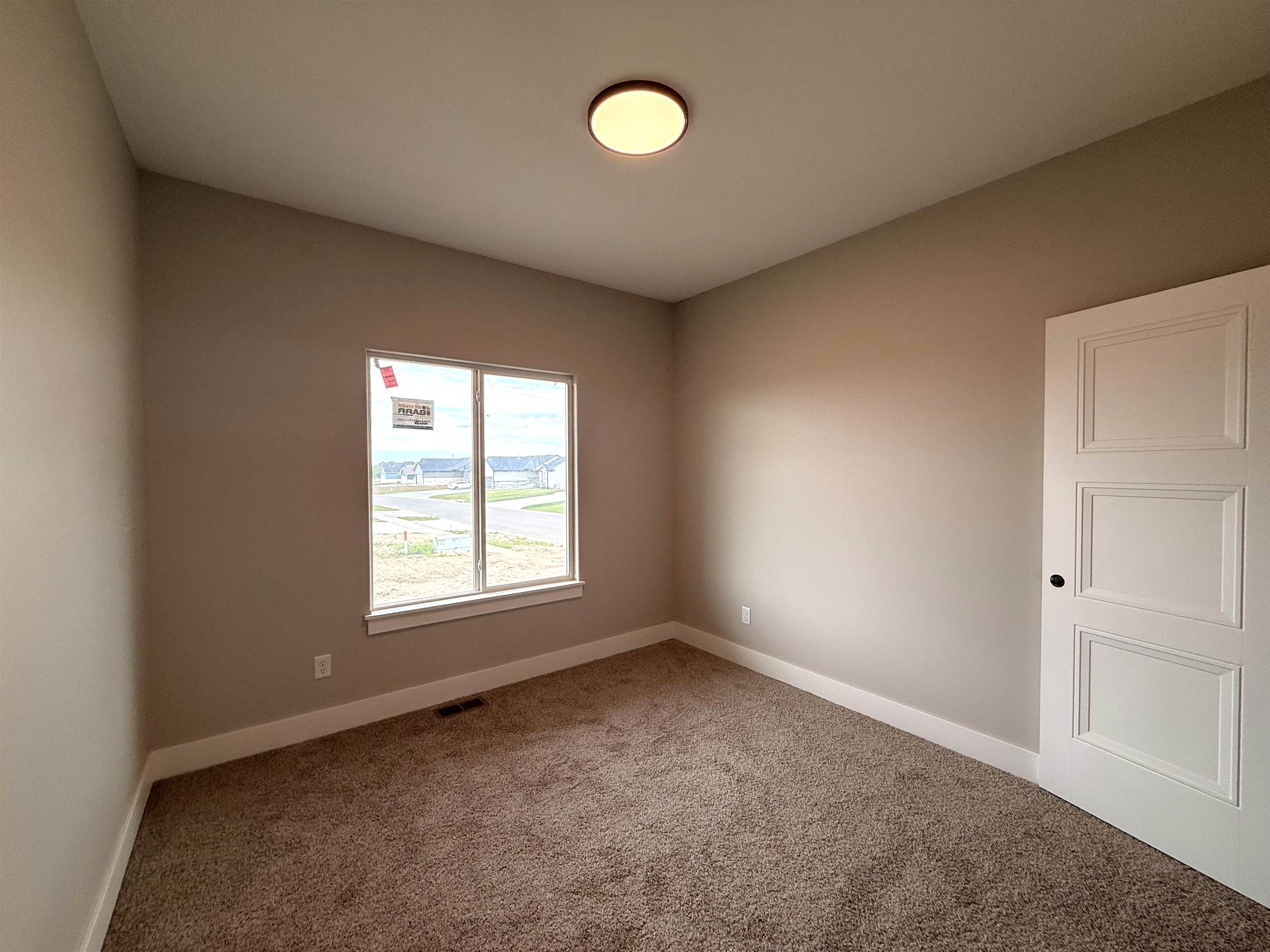 2153 S Chateau Court Wichita KS 67207