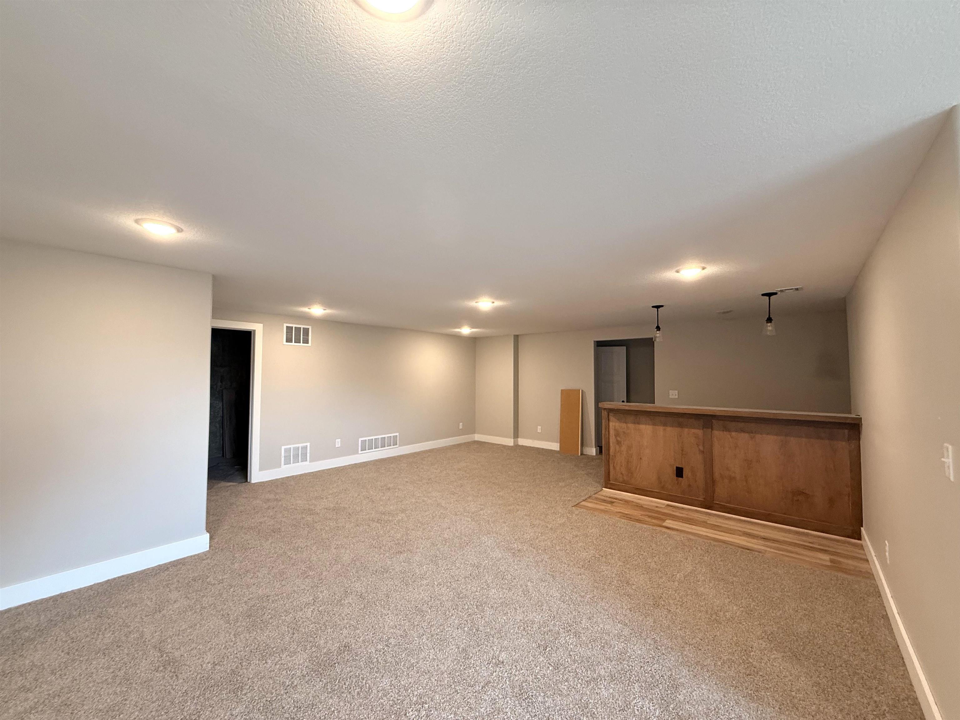 2153 S Chateau Court Wichita KS 67207