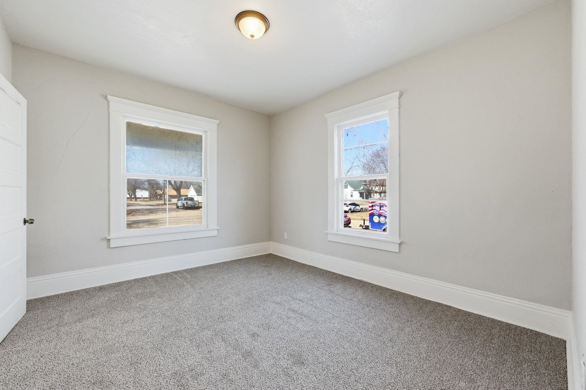 209 S 8th Street Conway Springs KS 67031