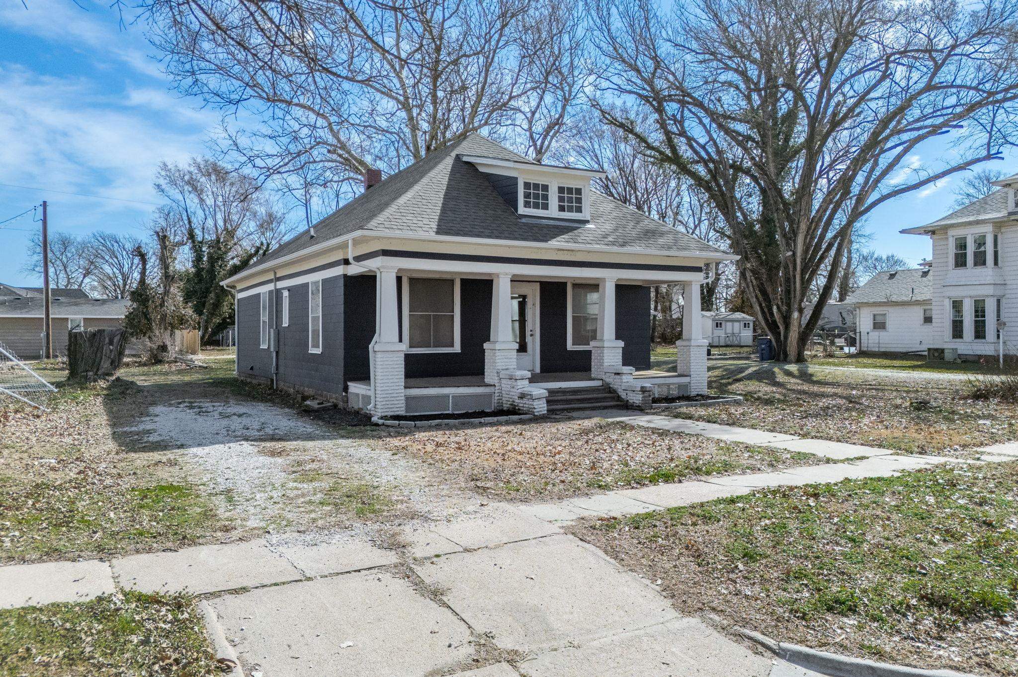 209 S 8th Street Conway Springs KS 67031