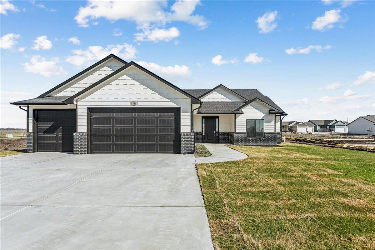 1510 E Appleton Street Valley Center KS 67147