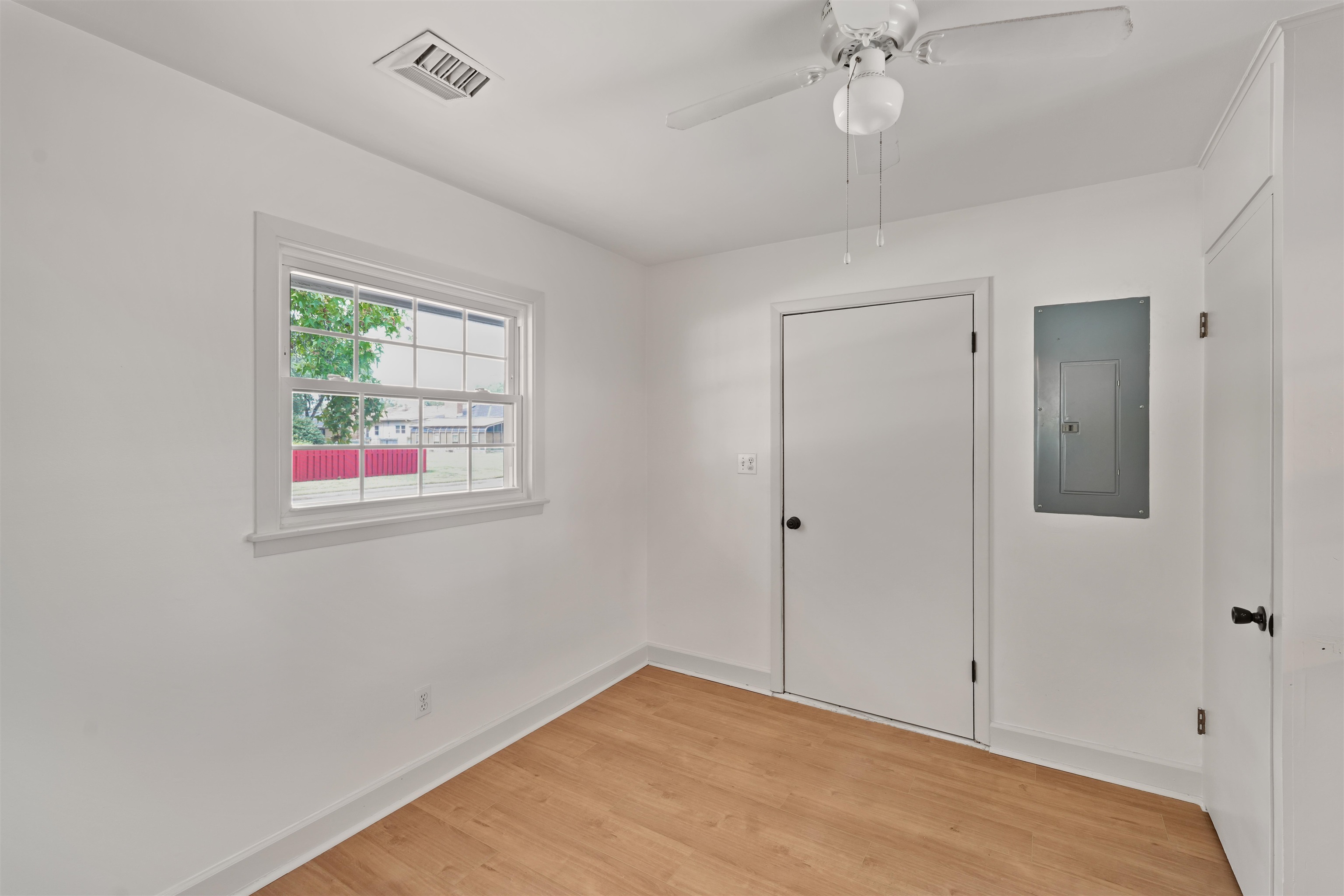6102 E Jacqueline Wichita KS 67208