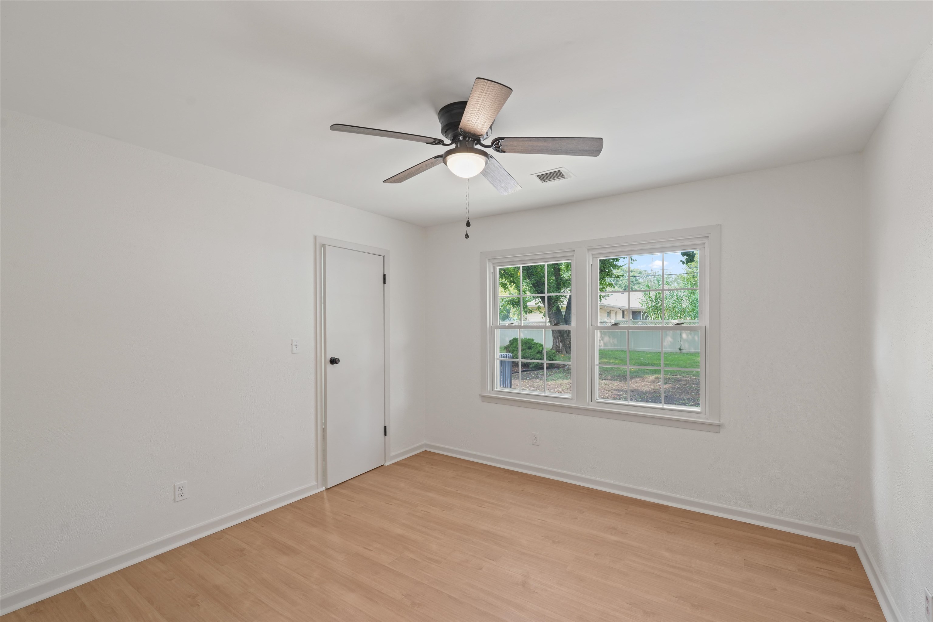 6102 E Jacqueline Wichita KS 67208