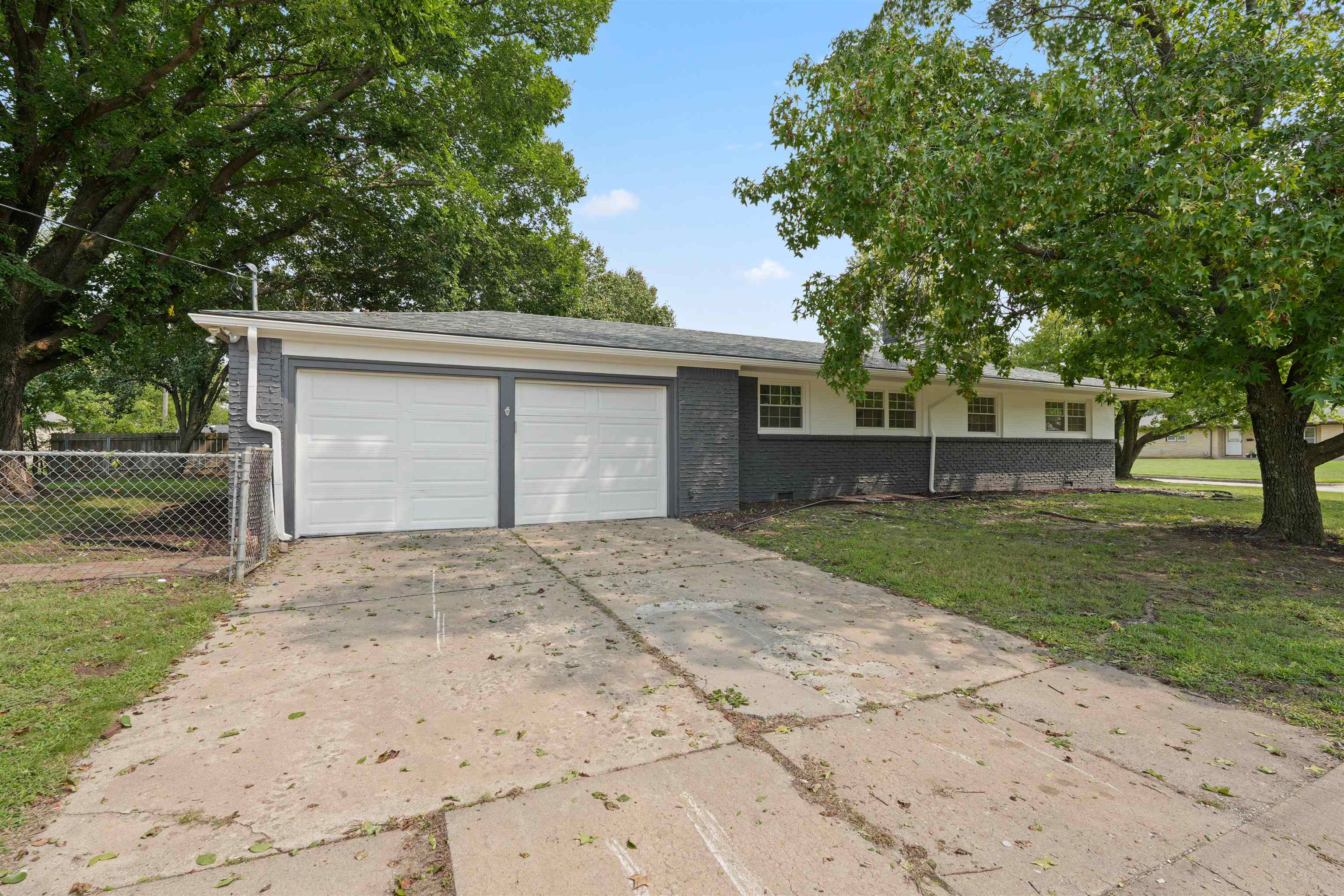 6102 E Jacqueline Wichita KS 67208