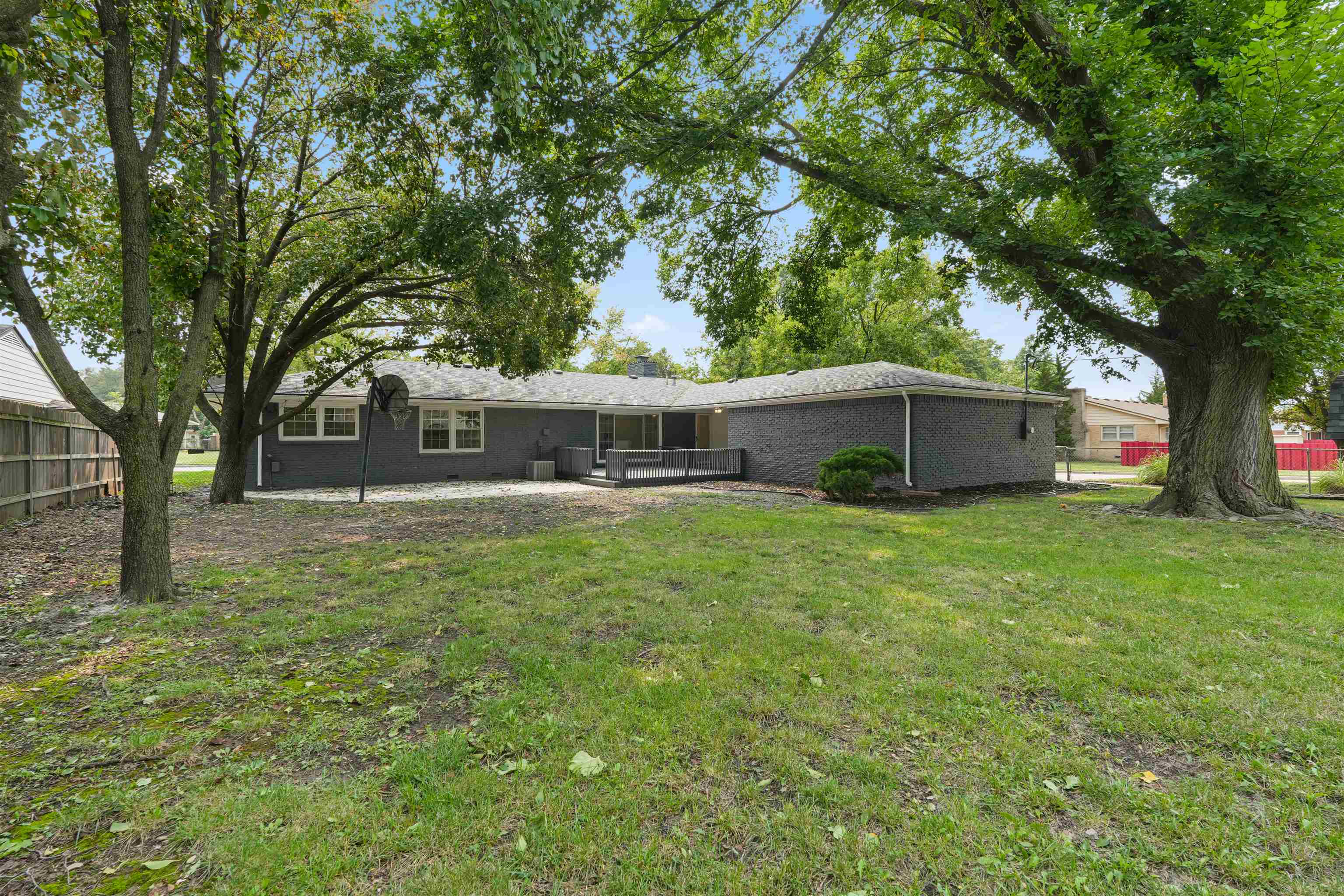 6102 E Jacqueline Wichita KS 67208
