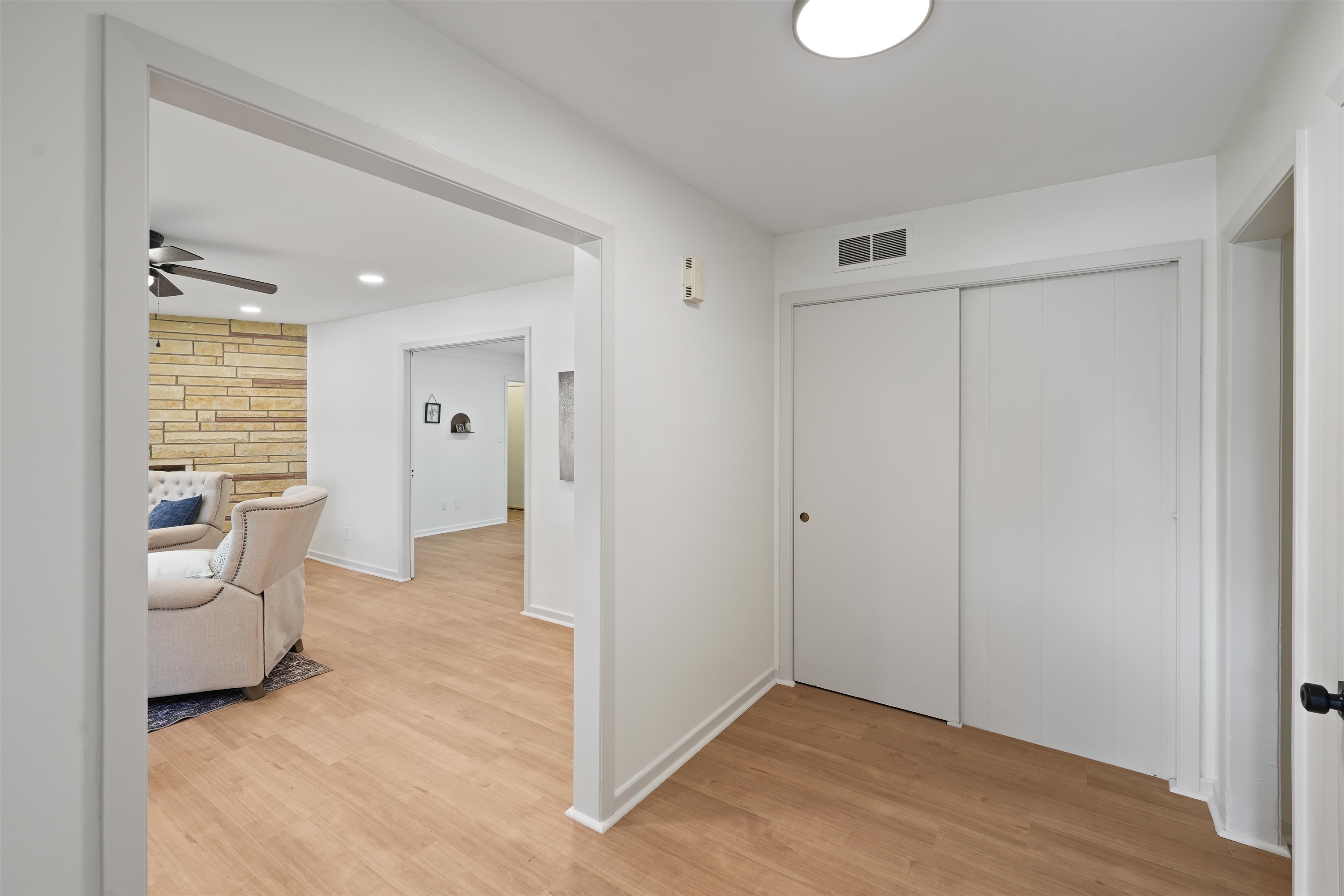 6102 E Jacqueline Wichita KS 67208