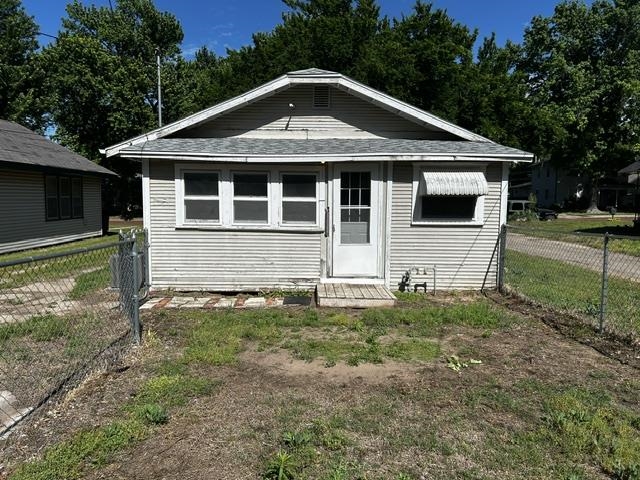1221 N 4th Arkansas City KS 67005