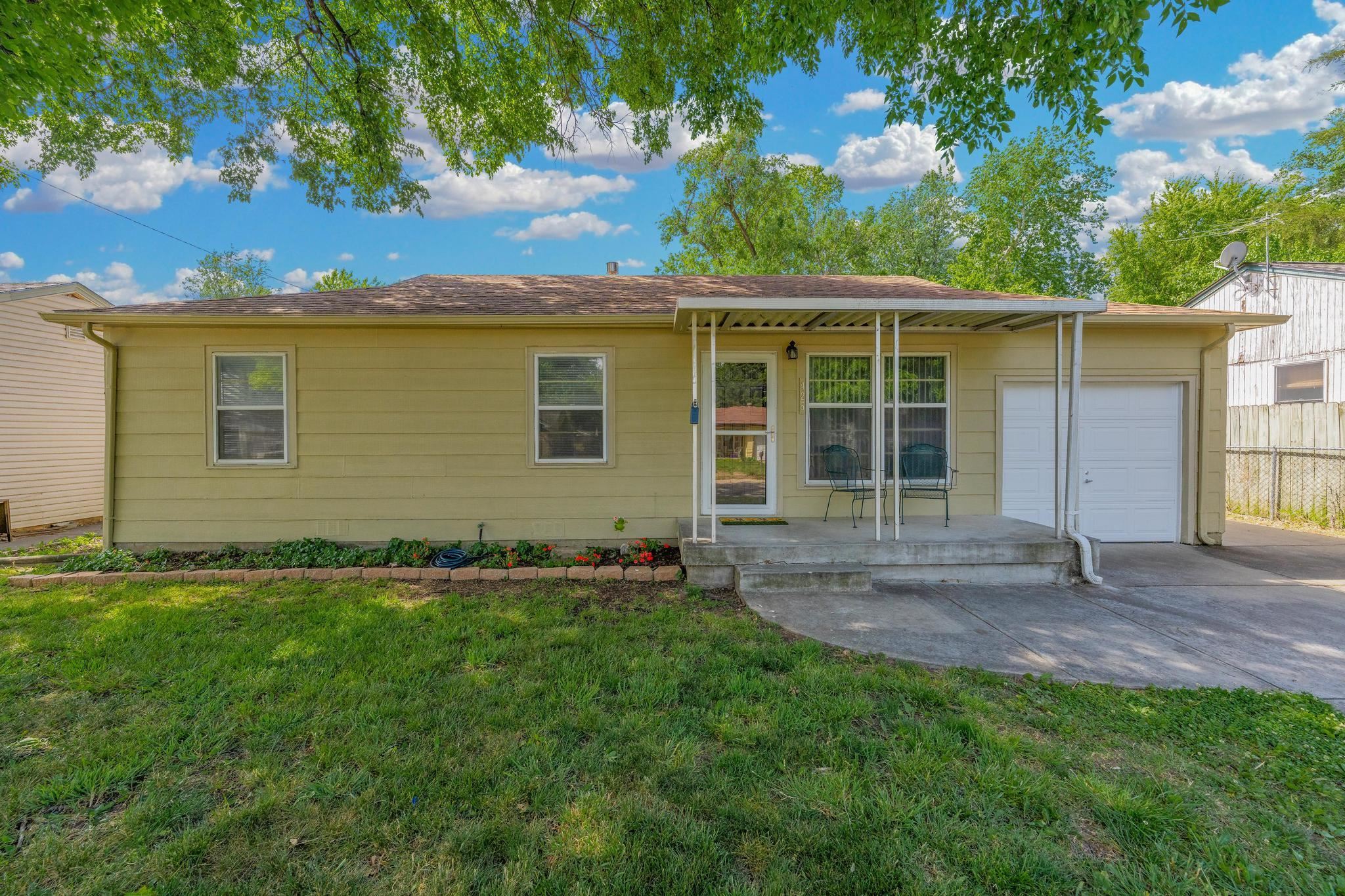 425 W 4th Haysville KS 67060