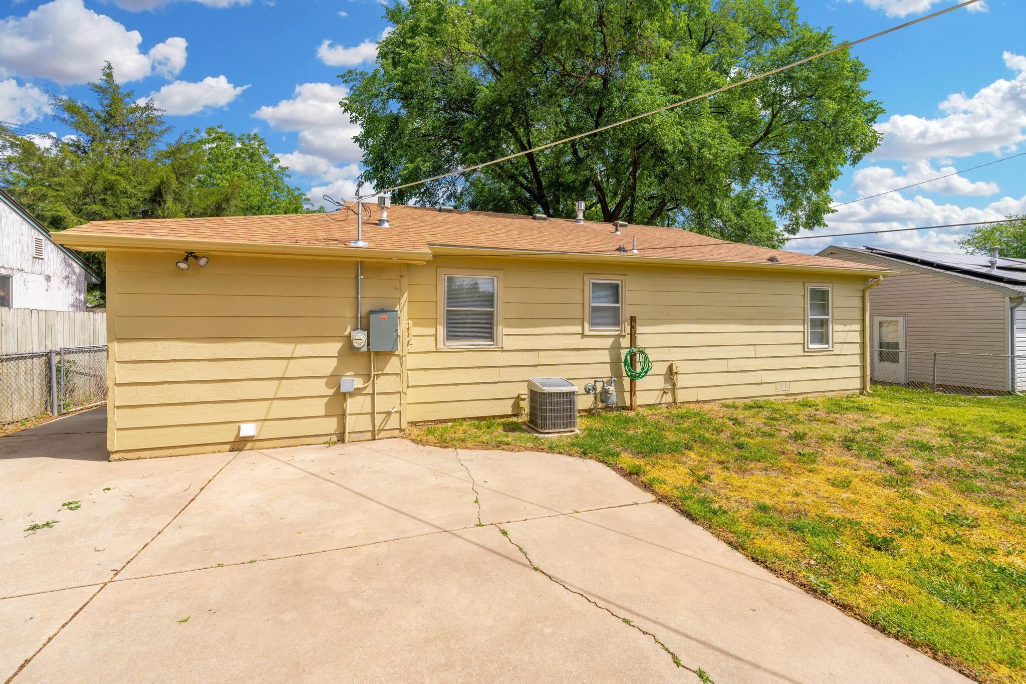425 W 4th Haysville KS 67060
