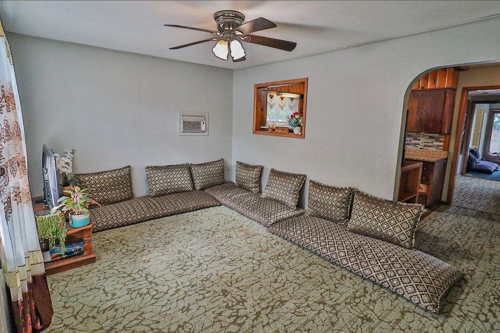 4704 S Water Street Wichita KS 67217