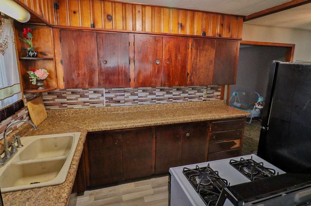 4704 S Water Street Wichita KS 67217
