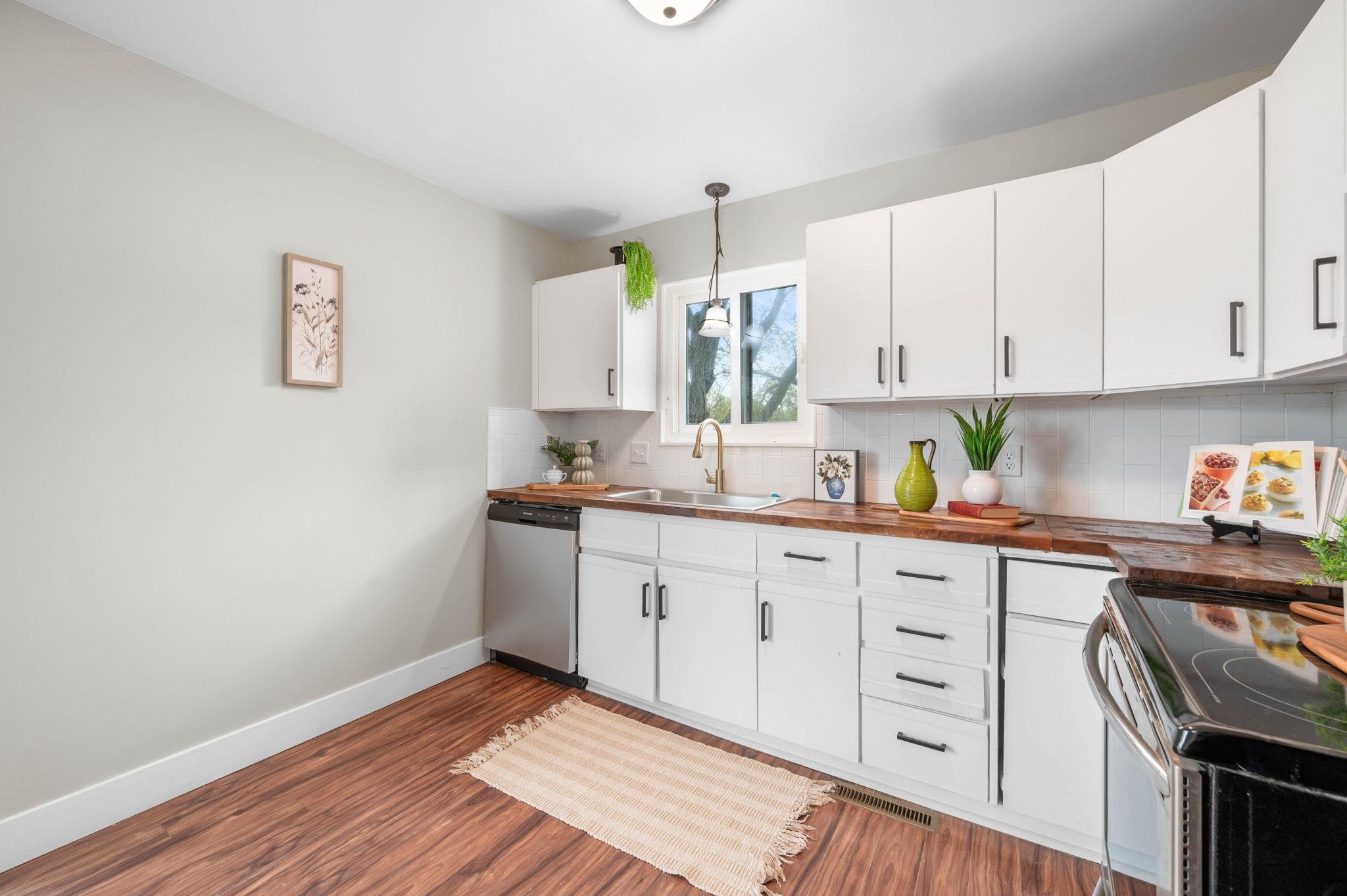 310 E Deer Creek Drive Rose Hill KS 67133