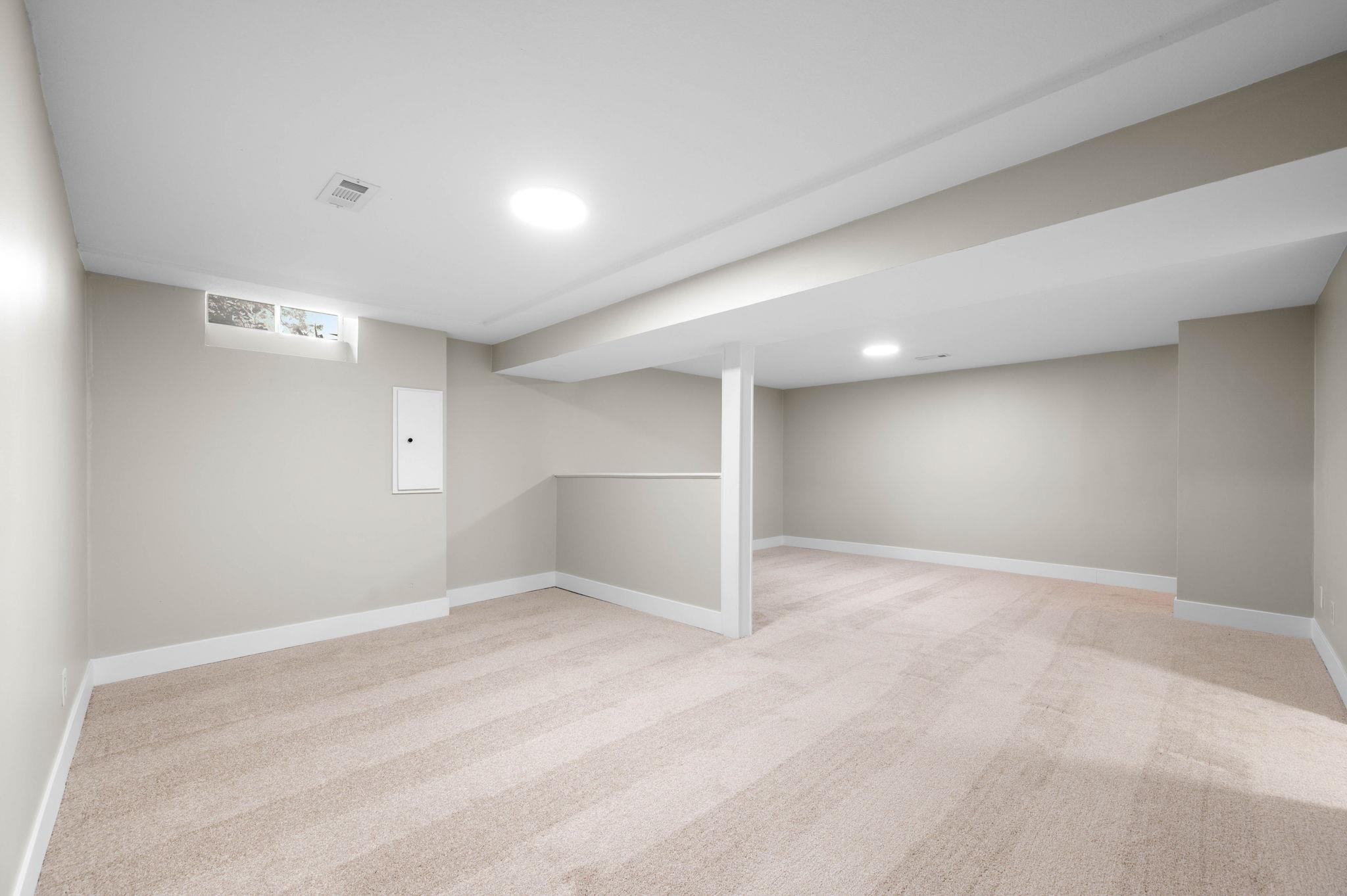 310 E Deer Creek Drive Rose Hill KS 67133