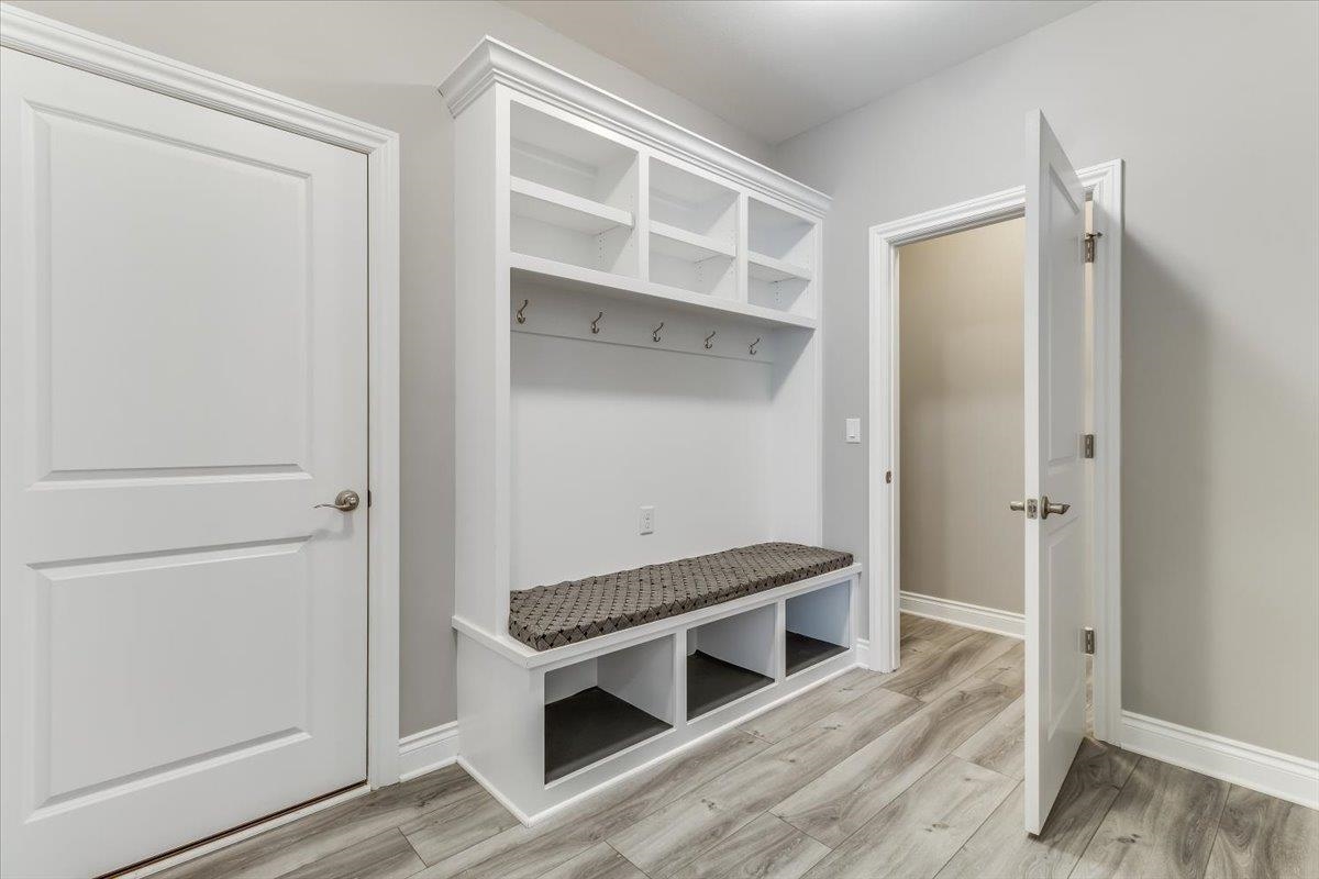 4936 N Prestwick Avenue Bel Aire KS 67226