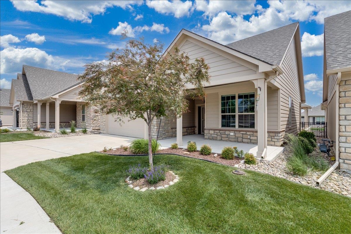 4936 N Prestwick Avenue Bel Aire KS 67226