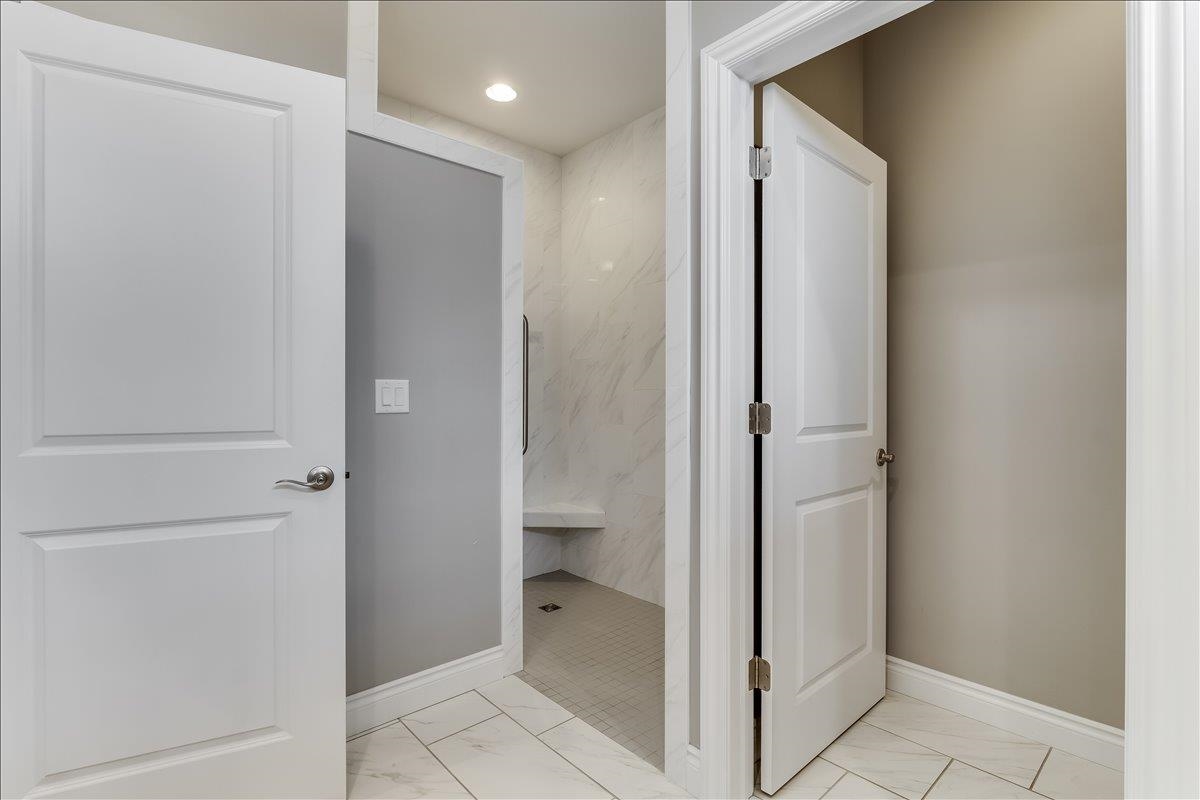 4936 N Prestwick Avenue Bel Aire KS 67226