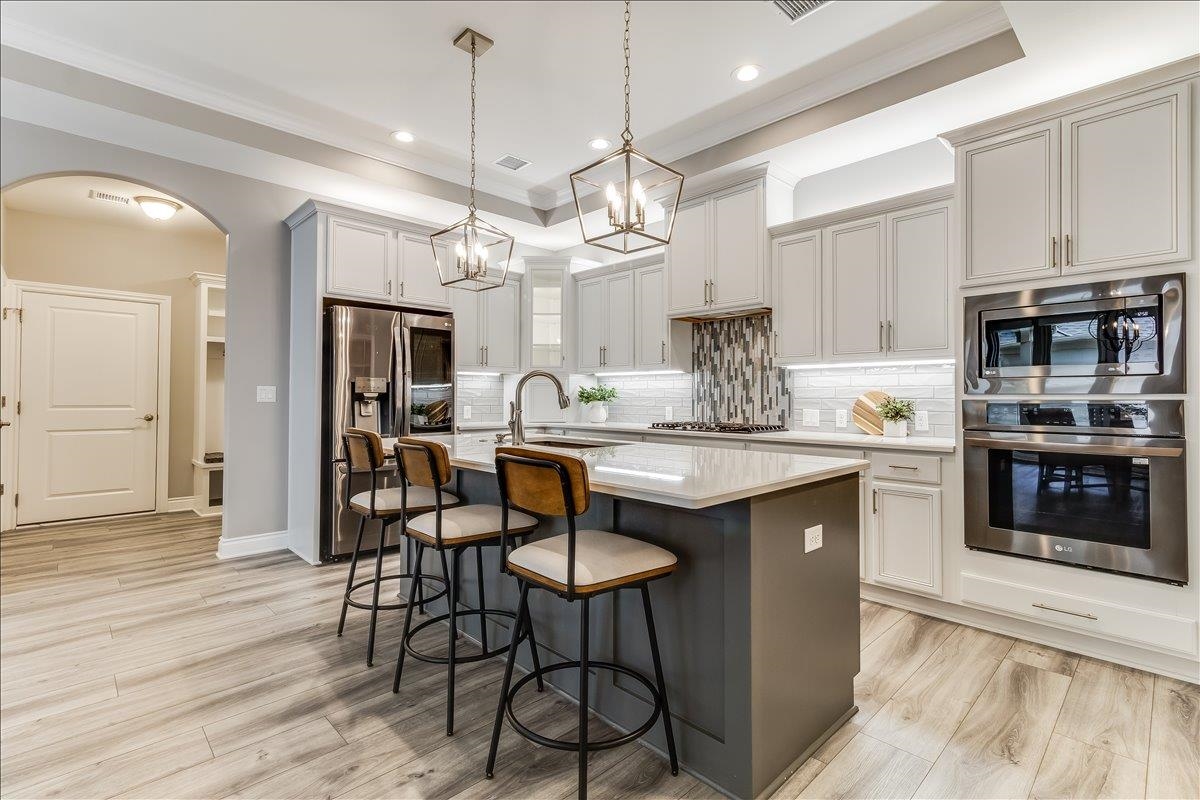 4936 N Prestwick Avenue Bel Aire KS 67226