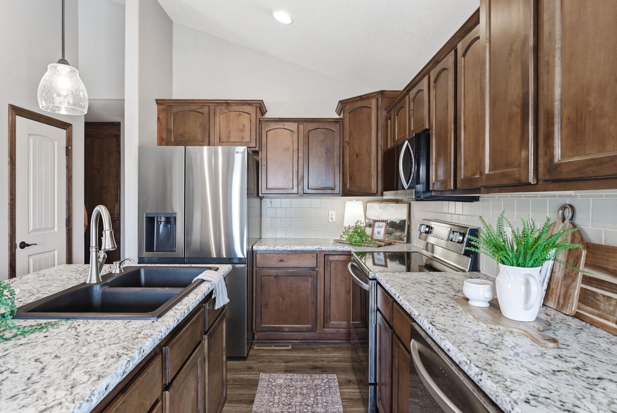 2739 N Woodridge Court Wichita KS 67226