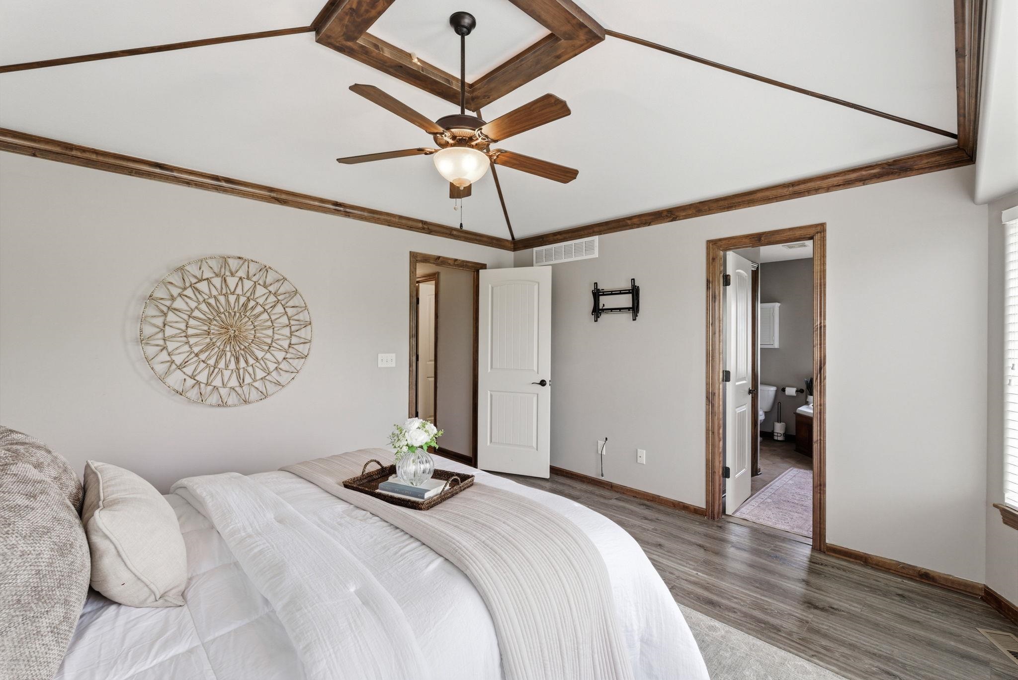 2739 N Woodridge Court Wichita KS 67226