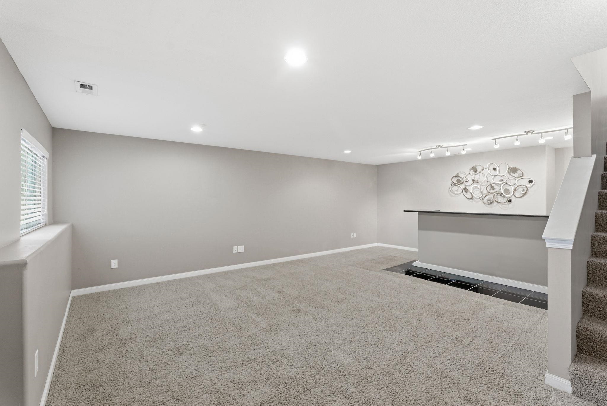 2739 N Woodridge Court Wichita KS 67226