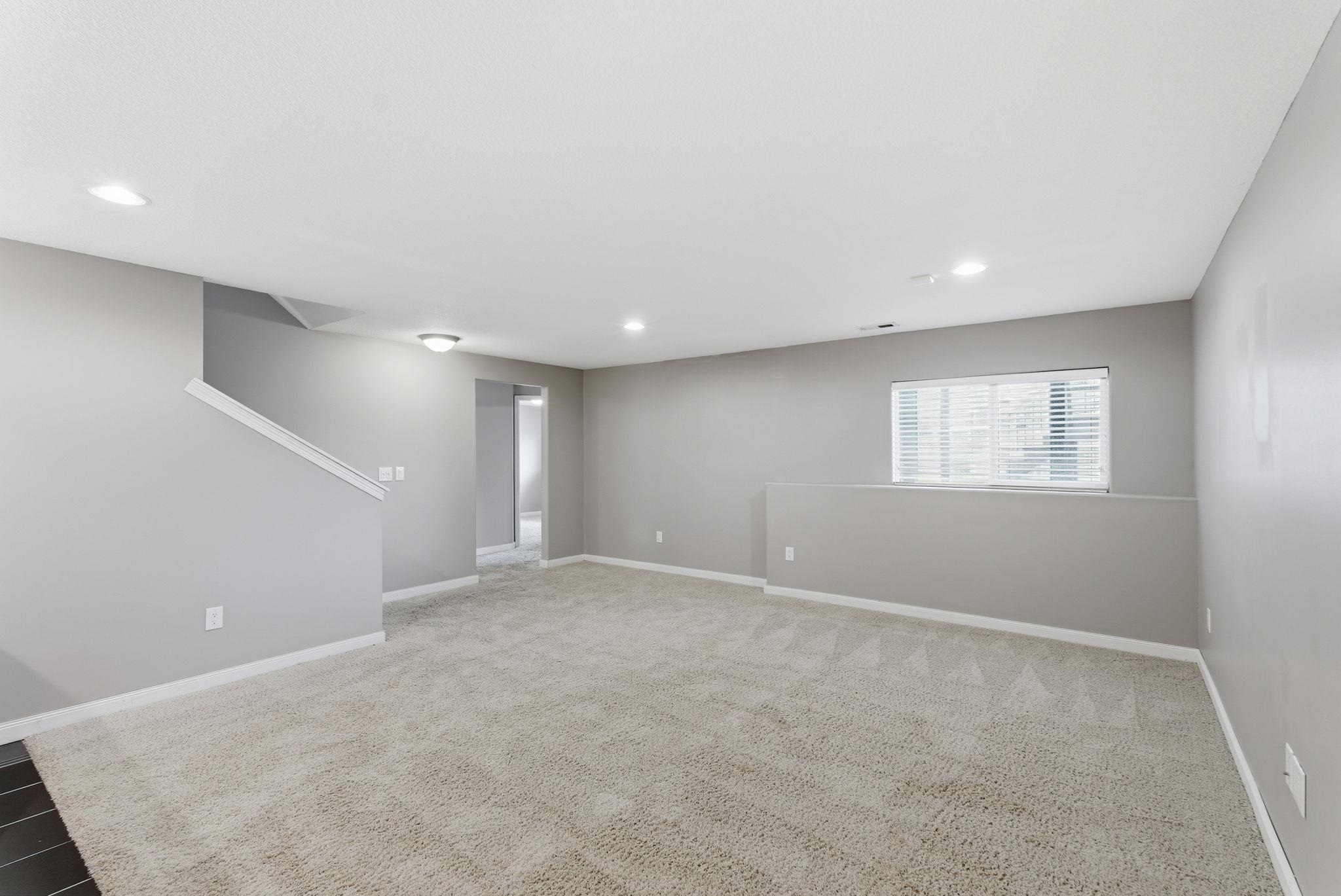 2739 N Woodridge Court Wichita KS 67226