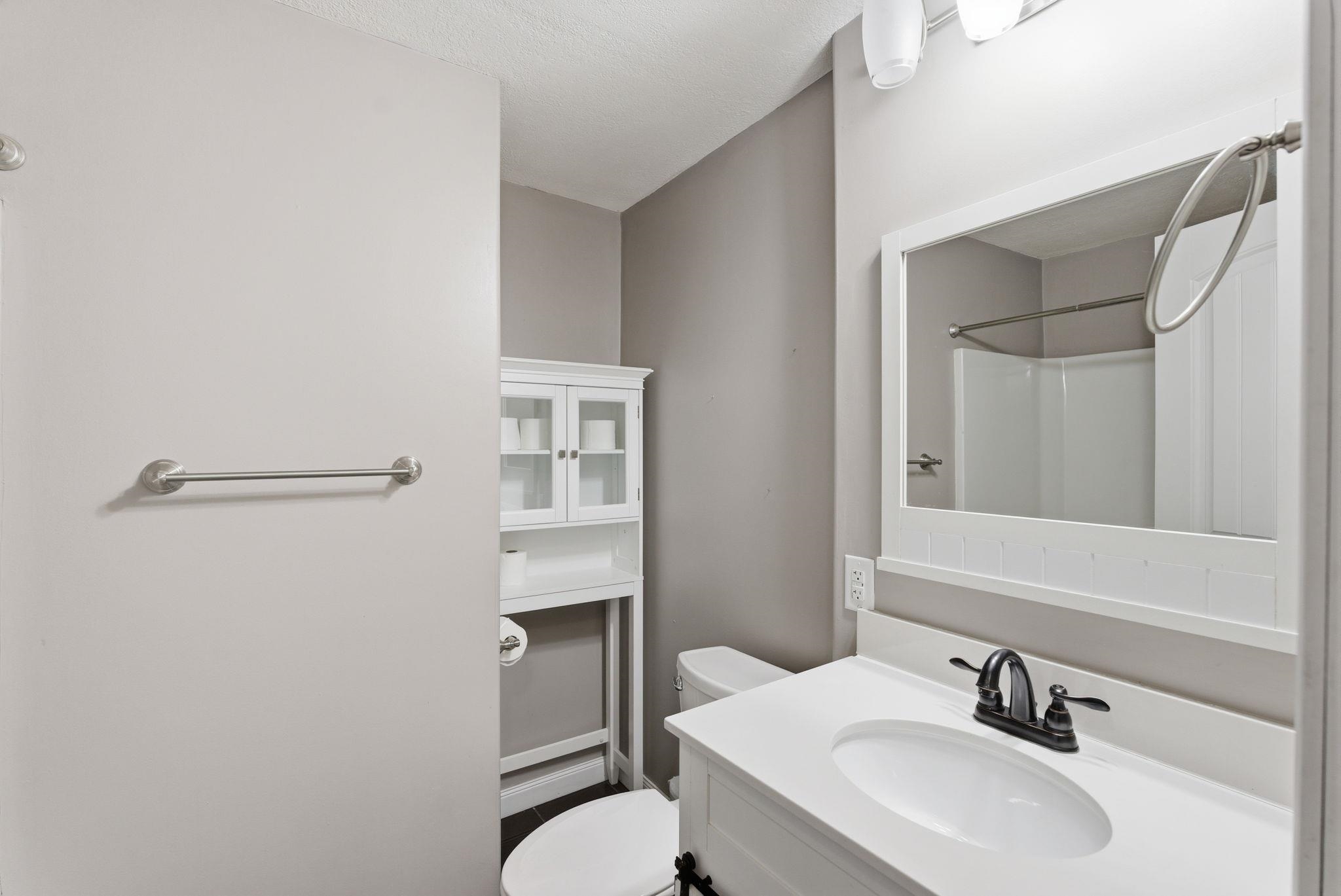2739 N Woodridge Court Wichita KS 67226