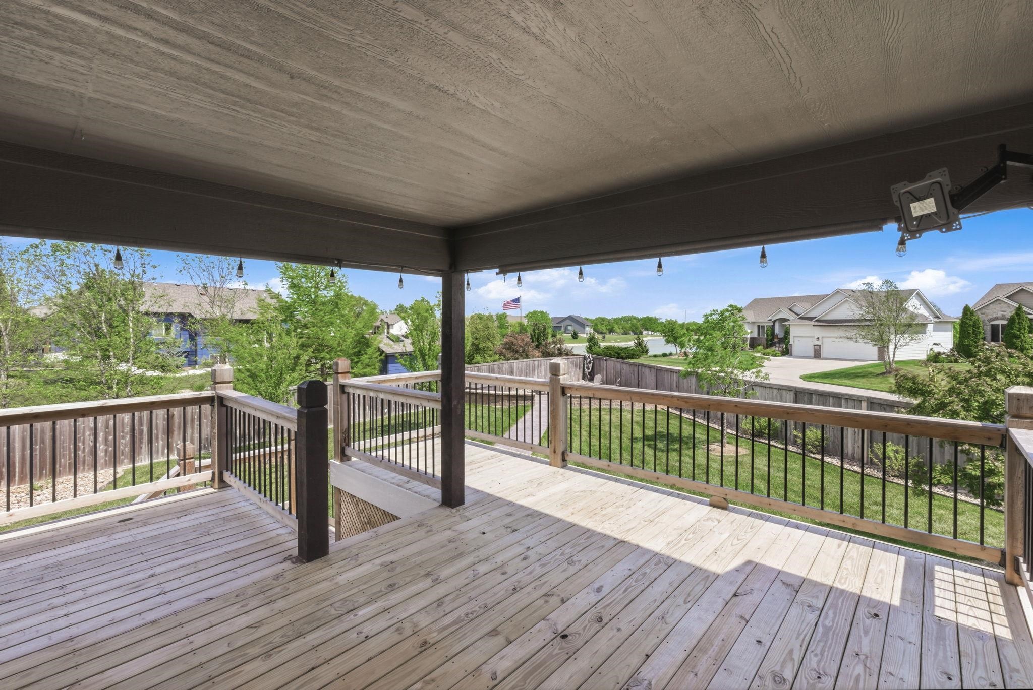 2739 N Woodridge Court Wichita KS 67226