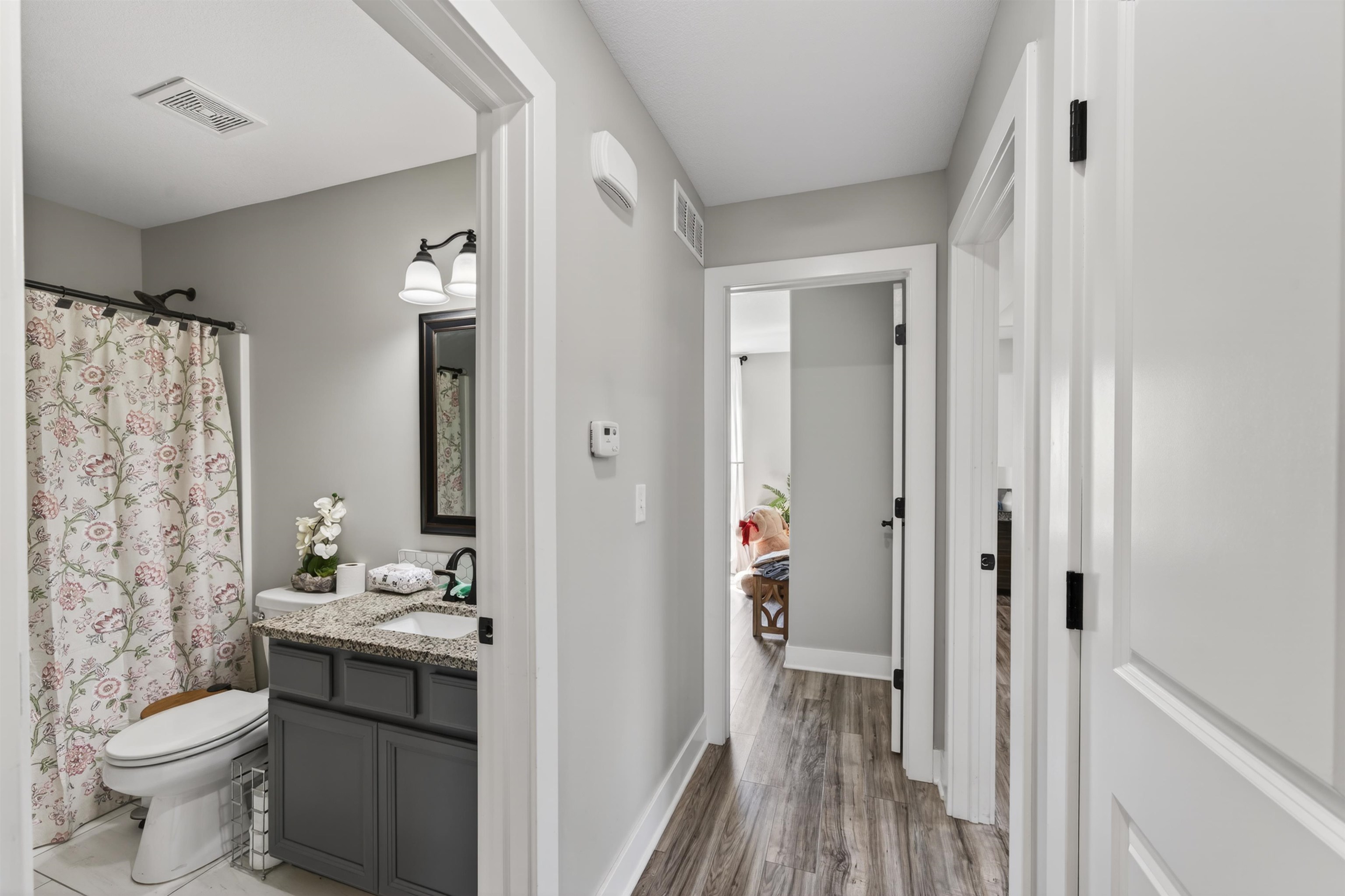 1634 S Smithmoor Wichita KS 67207