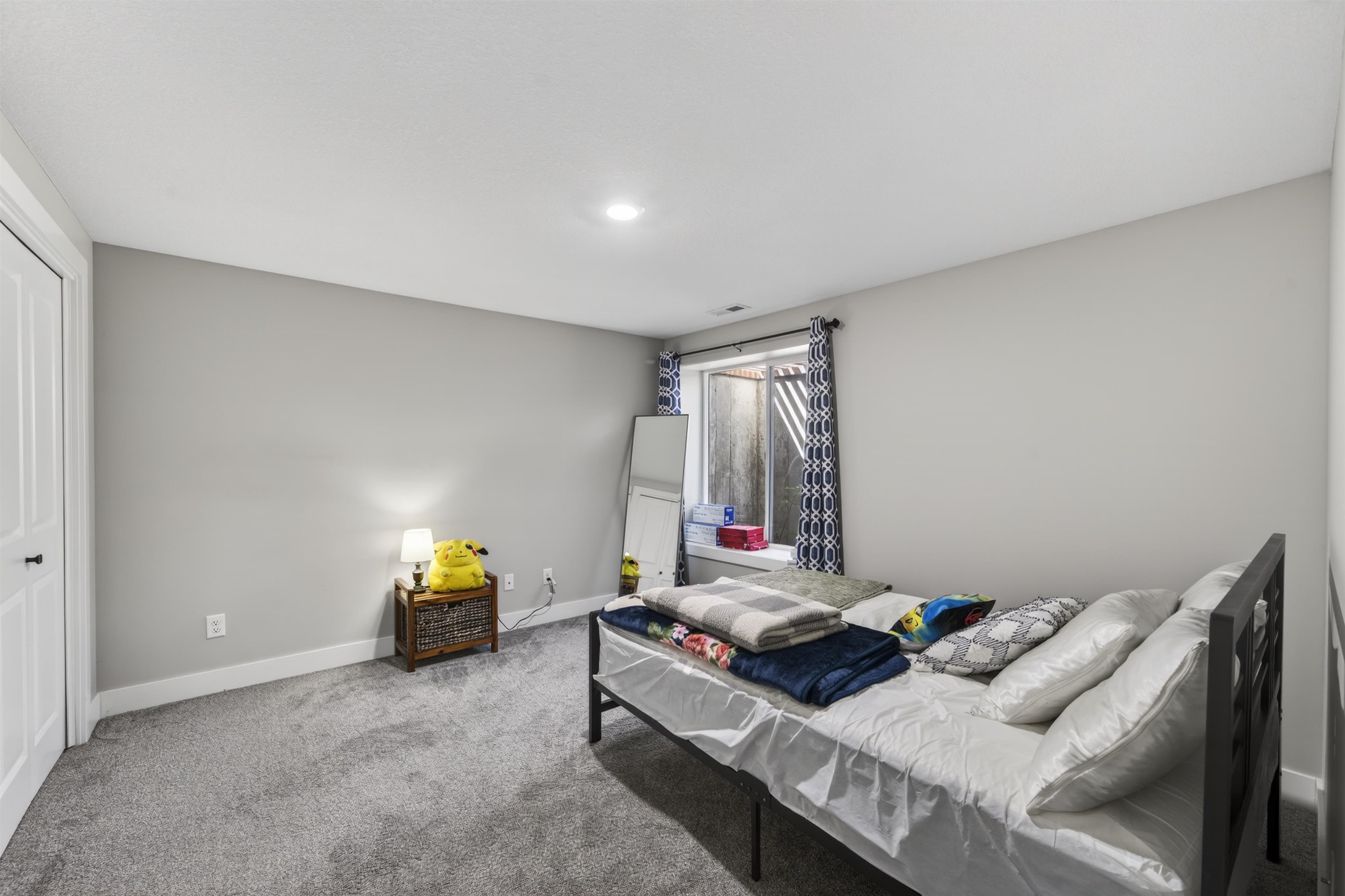 1634 S Smithmoor Wichita KS 67207