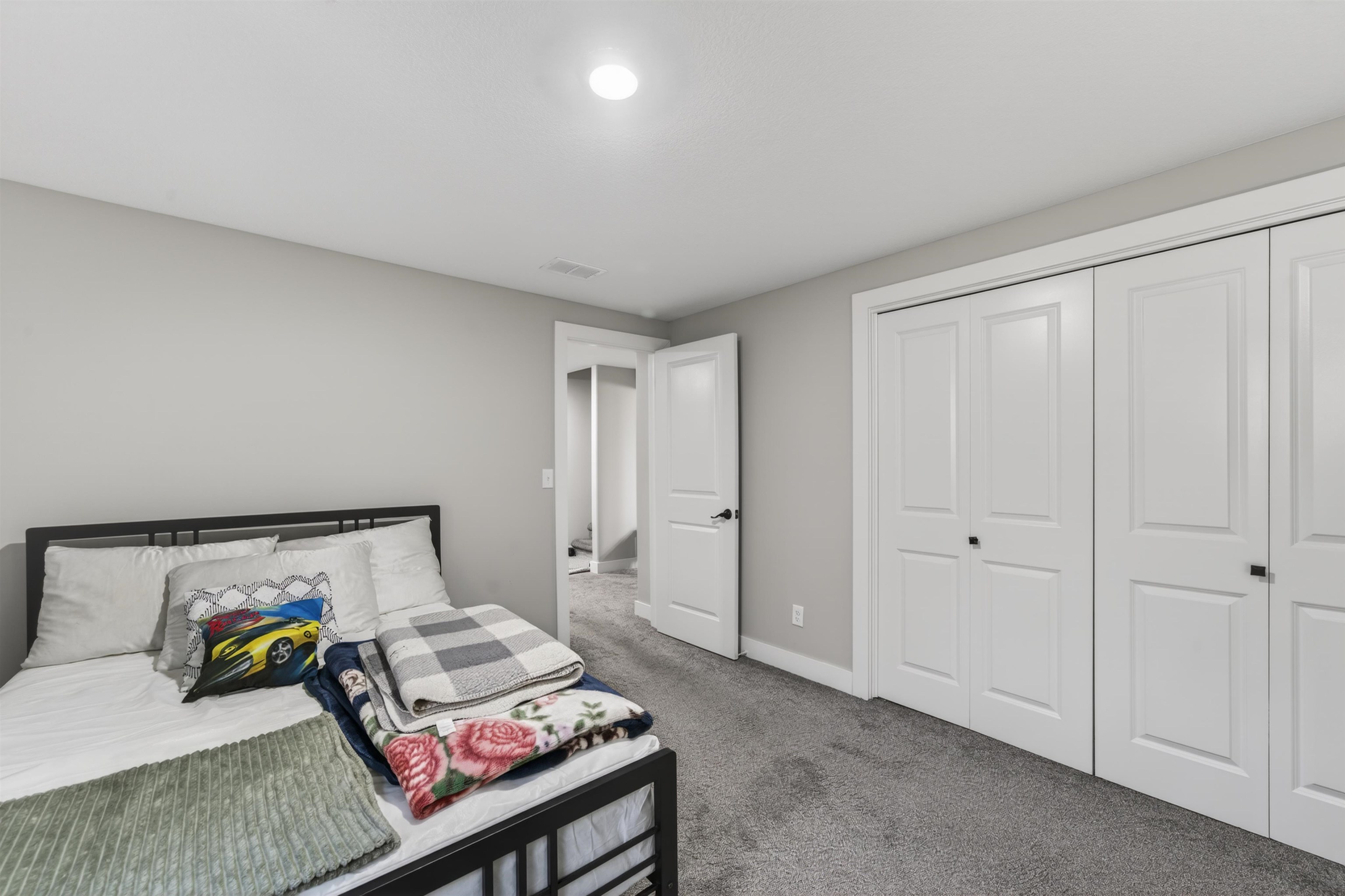 1634 S Smithmoor Wichita KS 67207