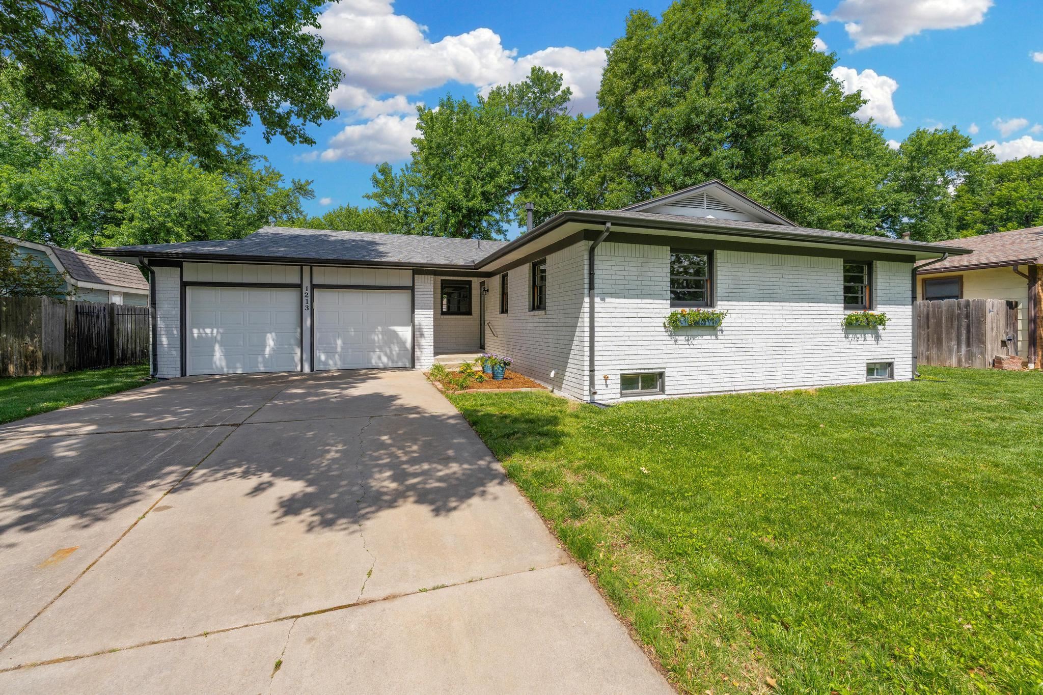 1213 N Wilbur Lane Wichita KS 67212
