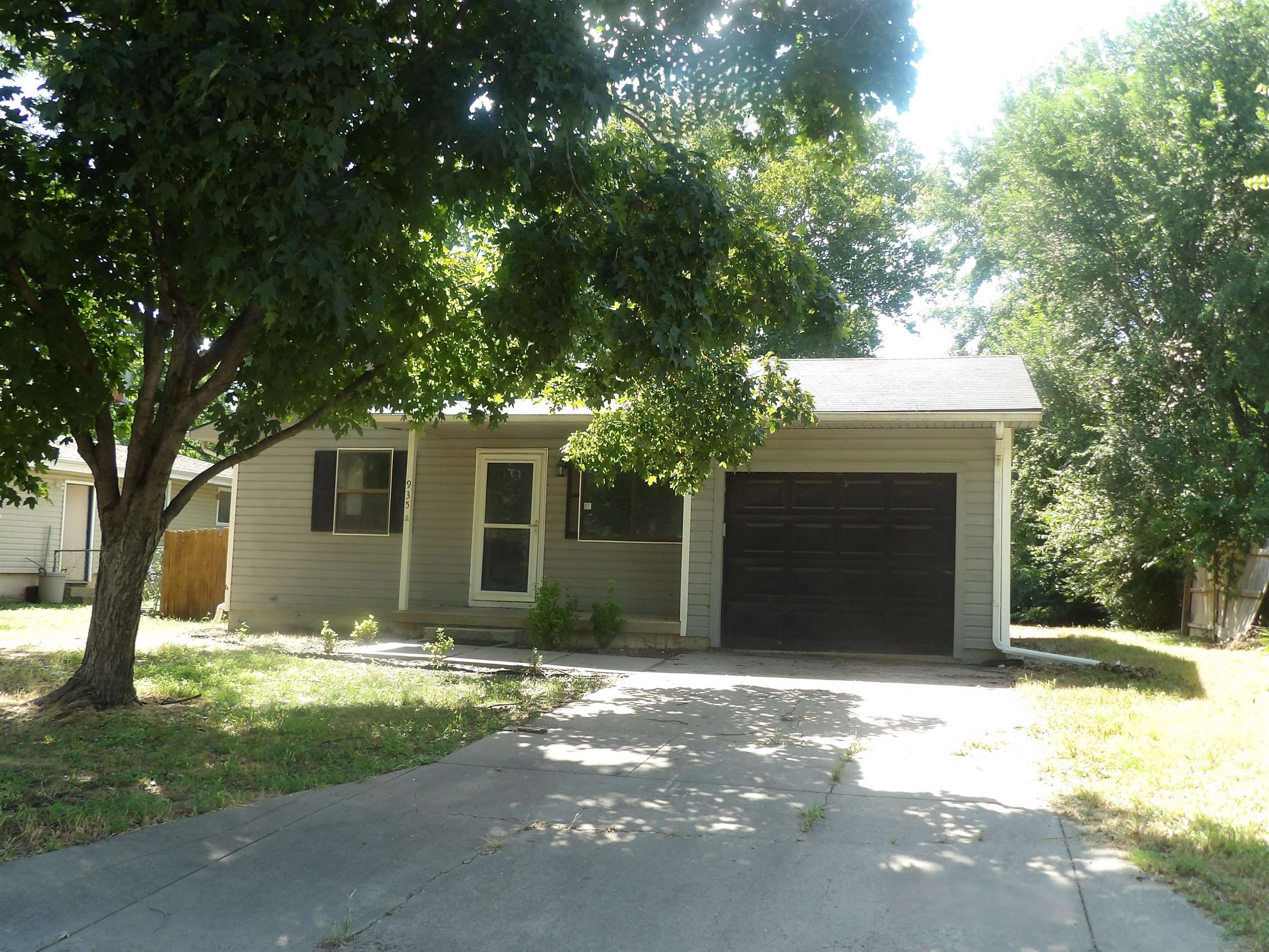 935 N Wirth Street Augusta KS 67010