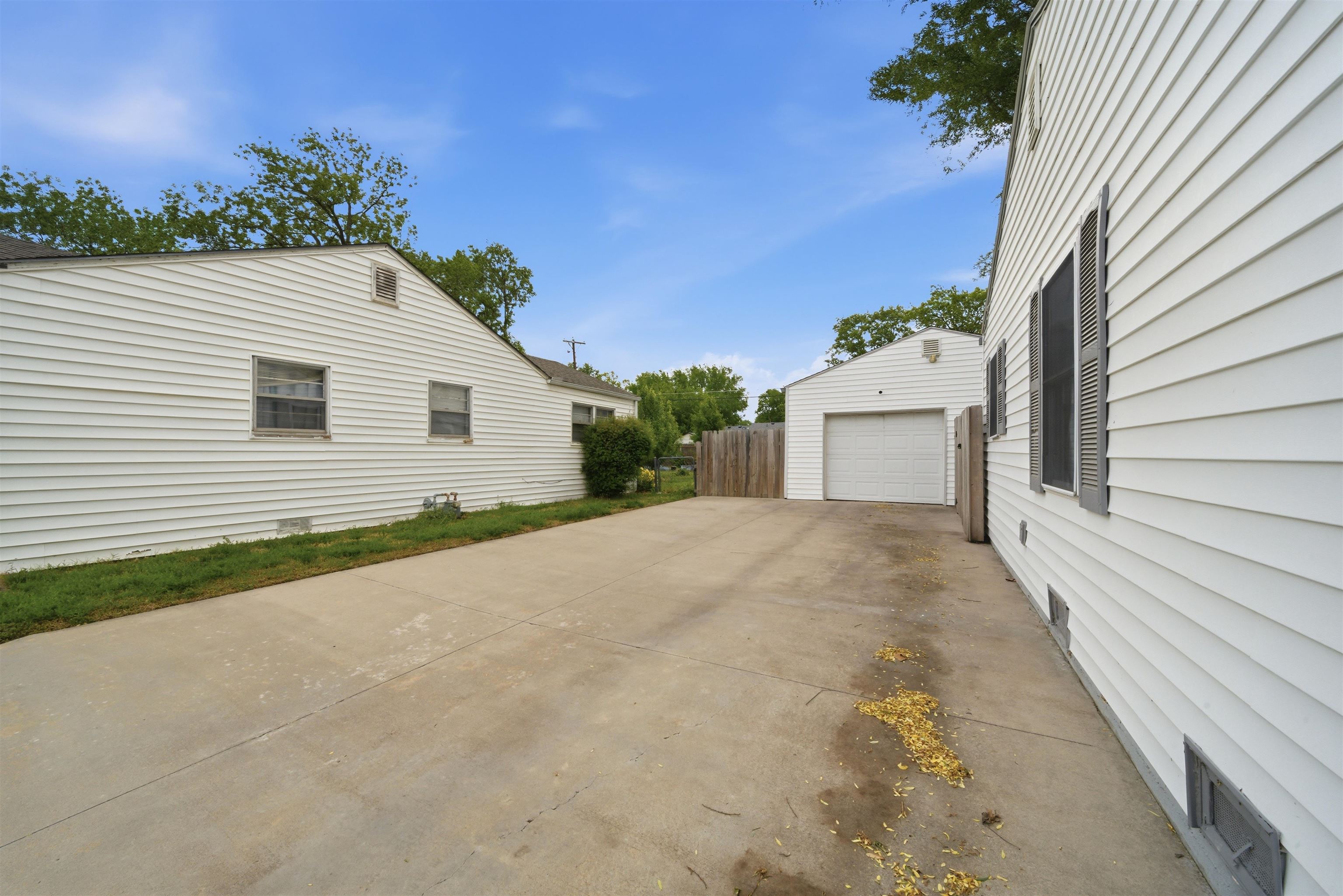 2628 S Everett Wichita KS 67217