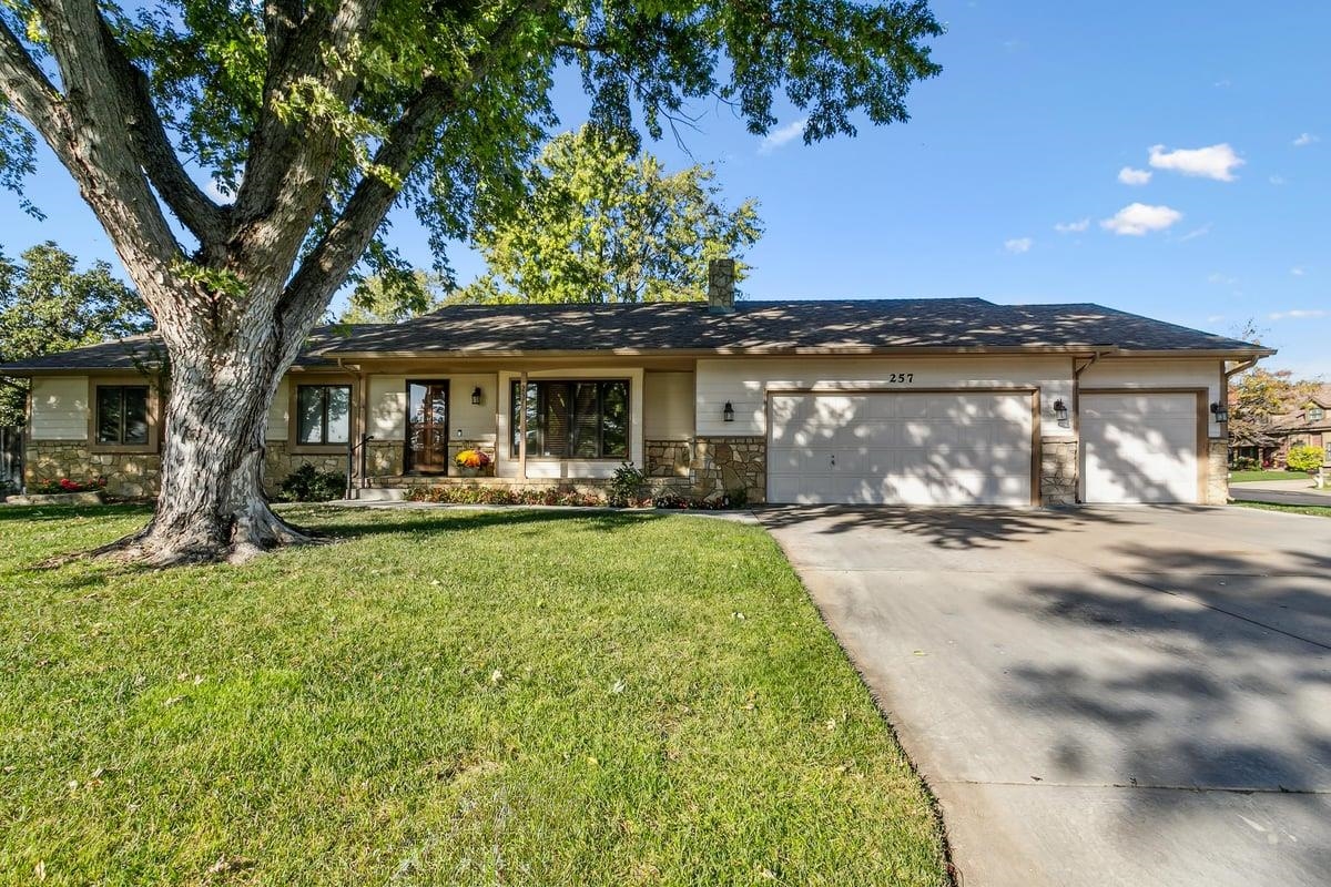 257 S Village Road Andover KS 67002