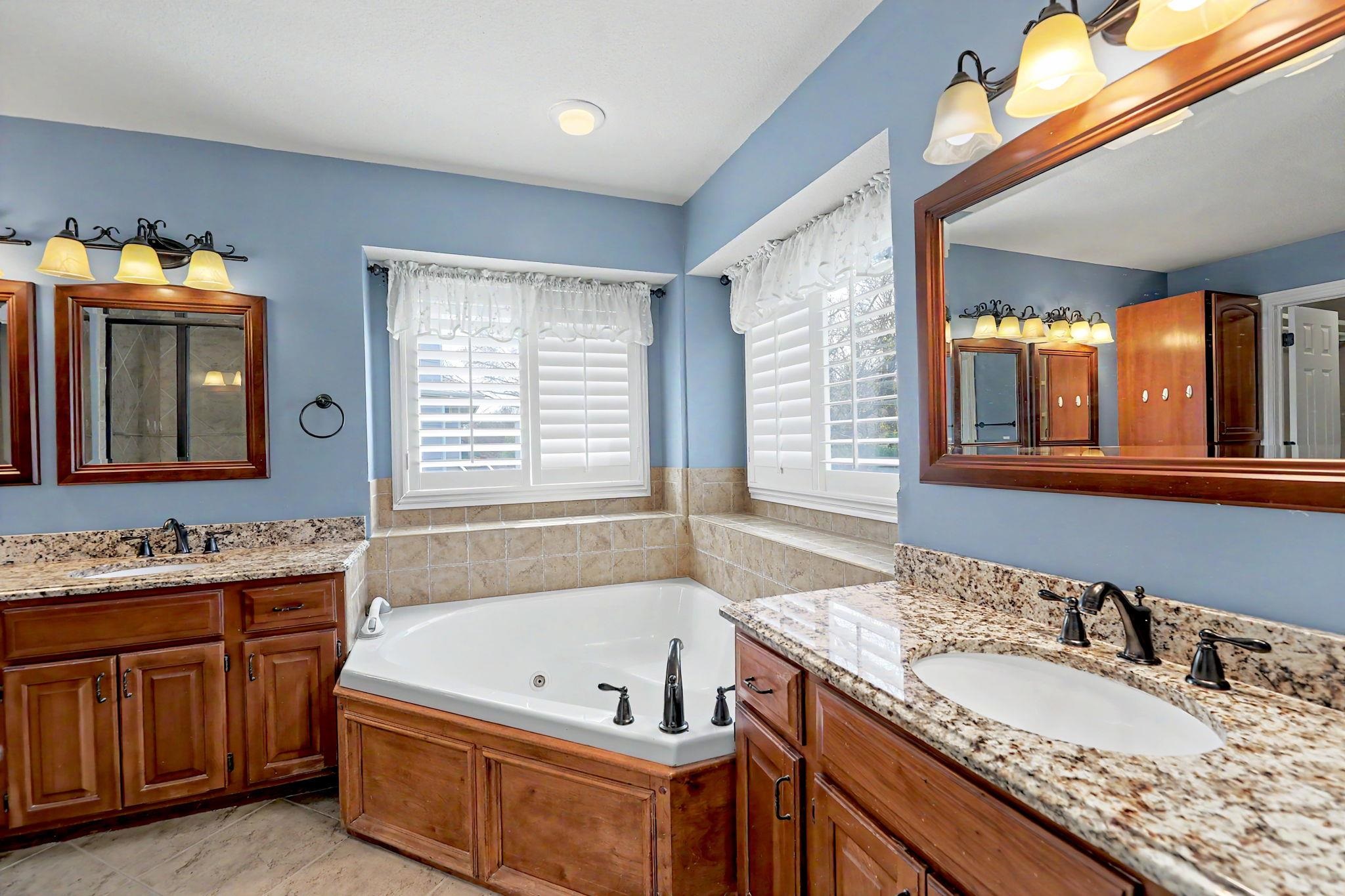11857 W Alderny Court Wichita KS 67212